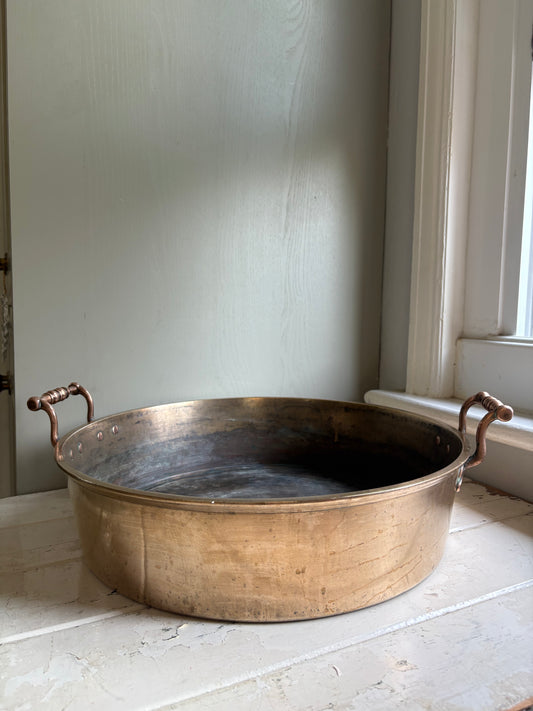 Antique Country House Braising Pan.