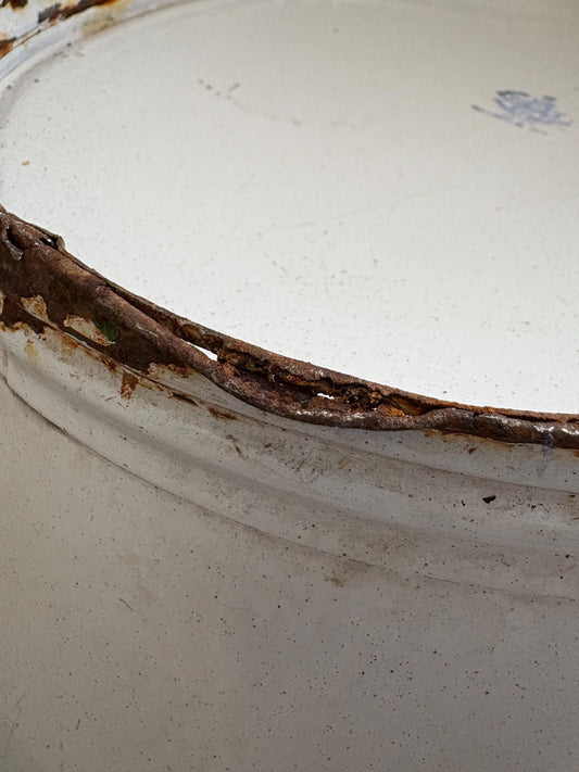 Enamelware Bathtub, Enamelware planter