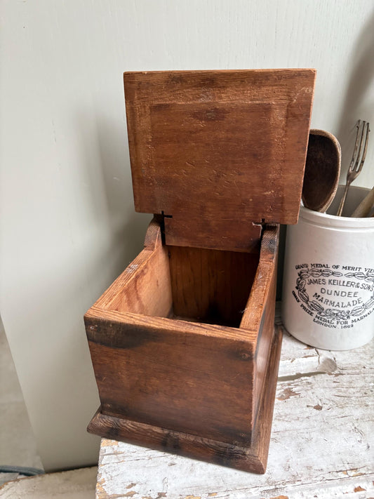 Old Salt Box, Kitchenalia - Rustic Kitchen