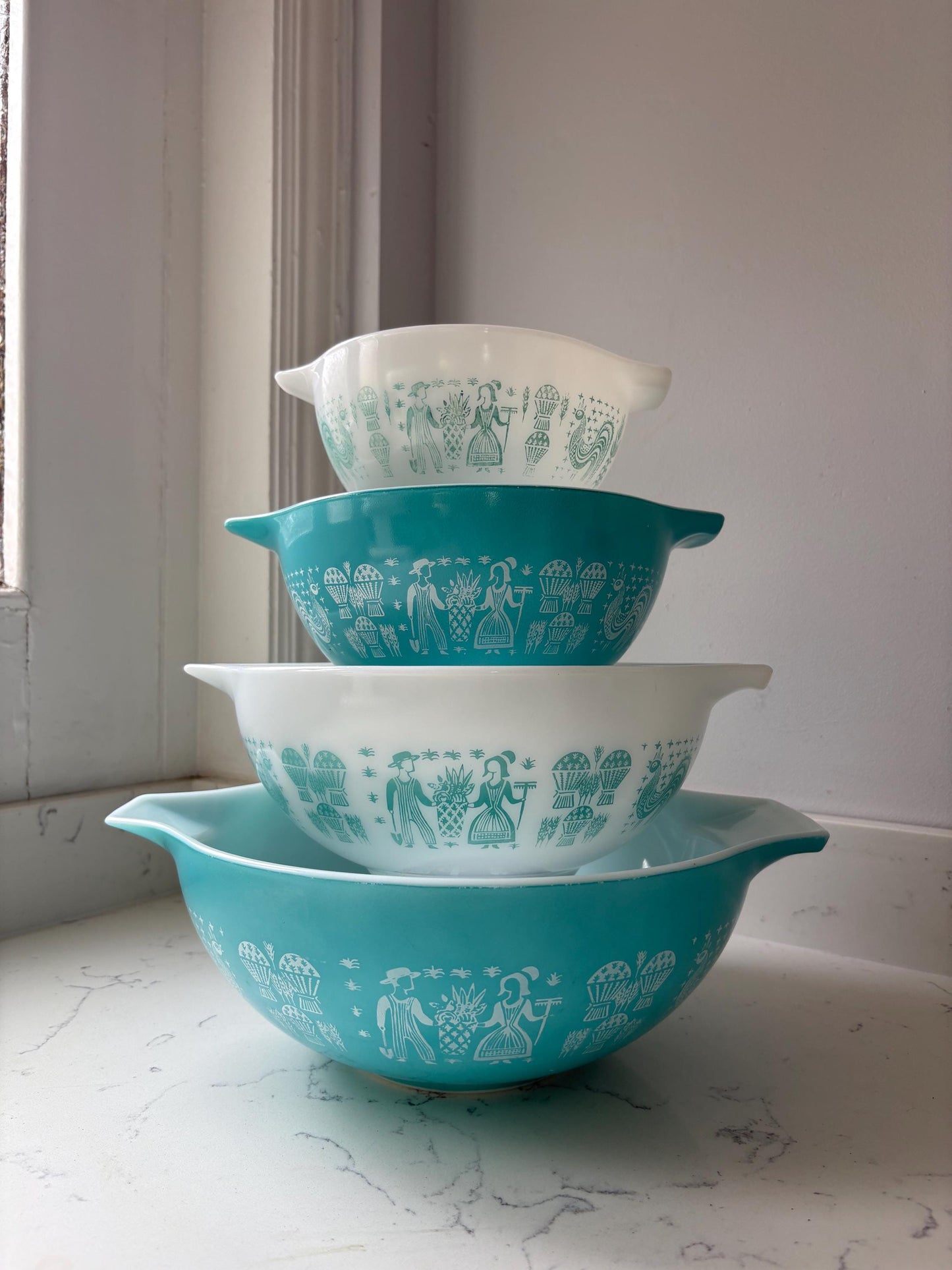 PYREX Amish Butterprint Turquoise Cinderella Nesting Bowls, Vintage Pyrex.