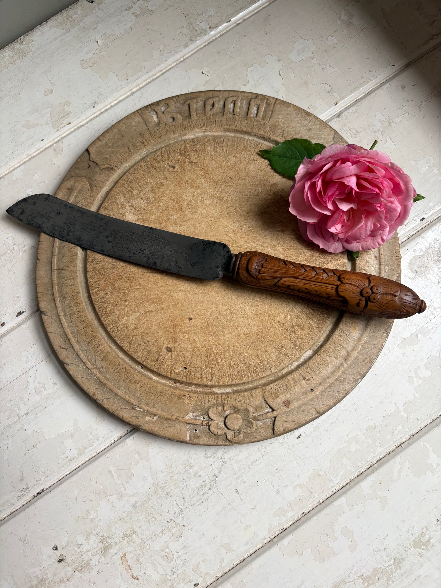 Antique 19th Century Carved Treen Handle, English Bread Knife, Sheffield Steel.