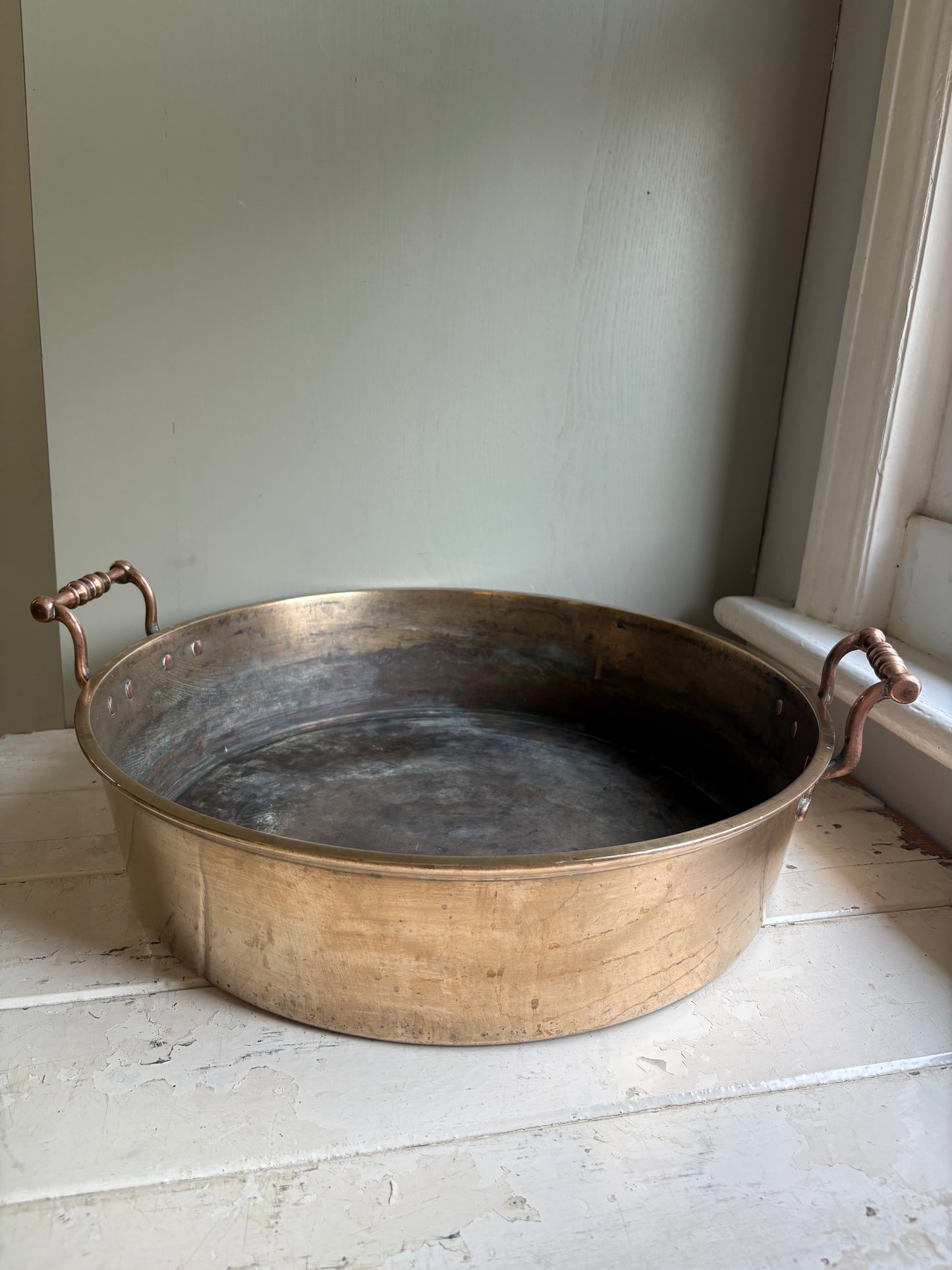 Antique Country House Braising Pan.