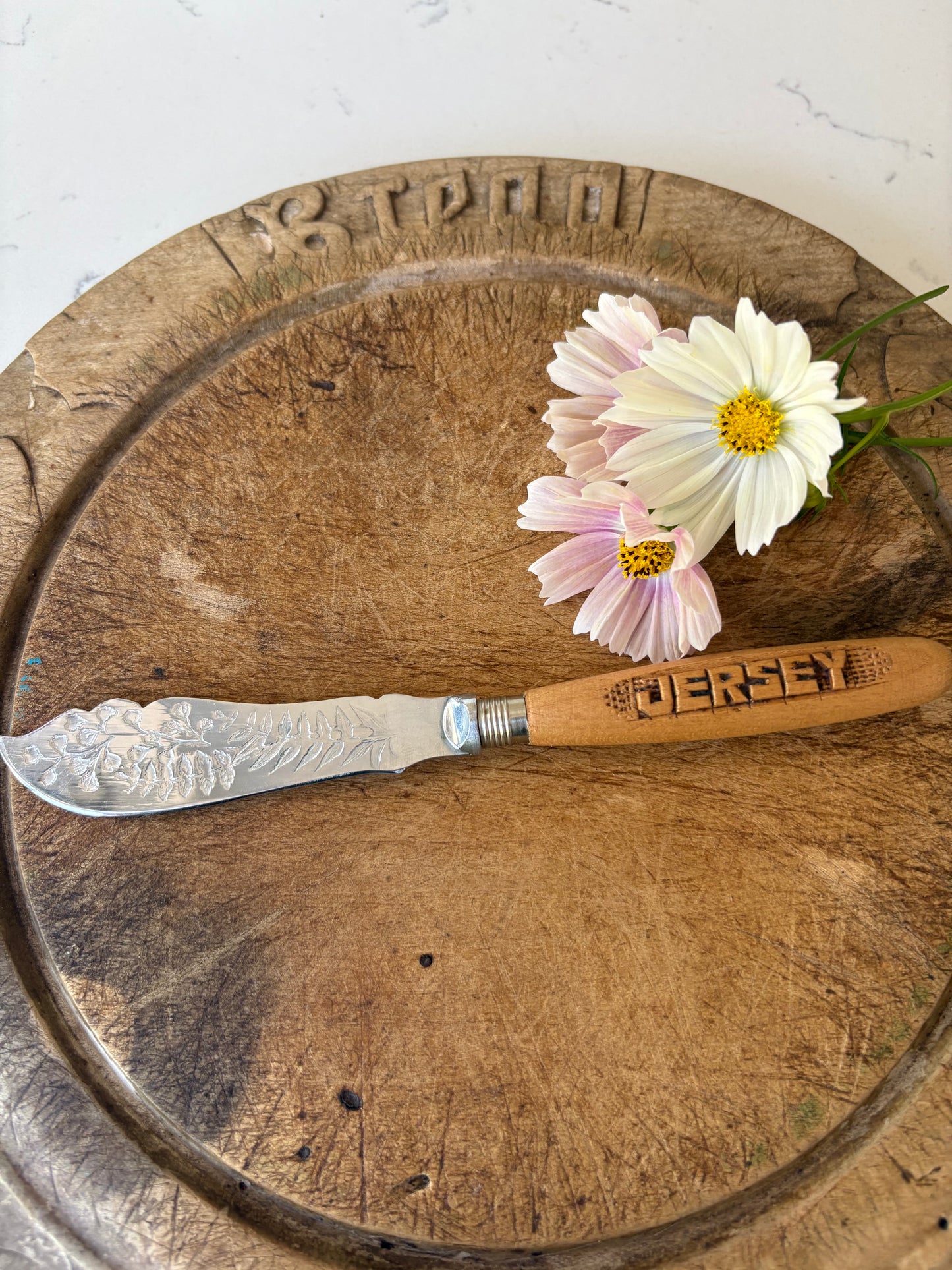 Vintage Carved Butter Spreader.