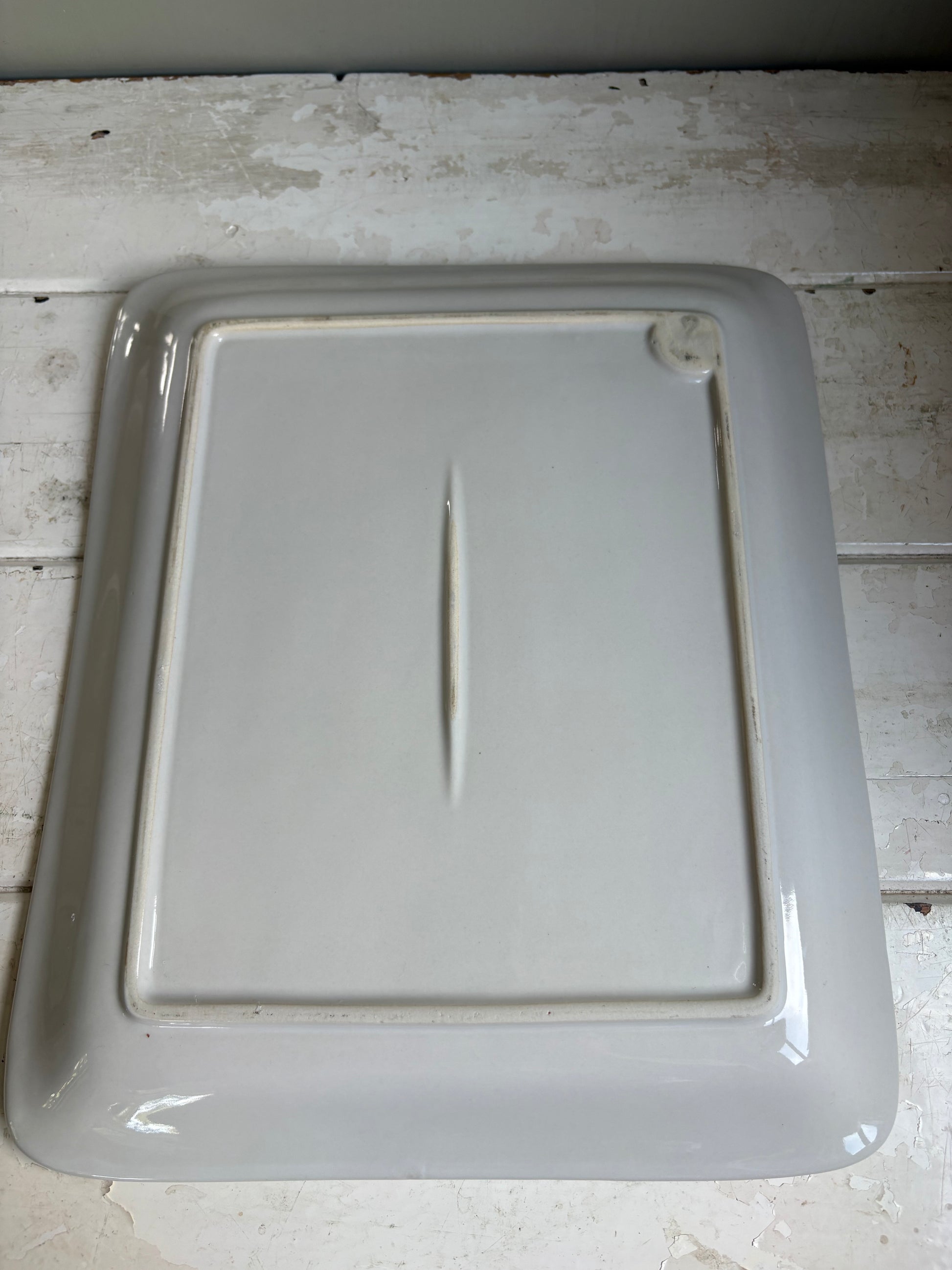 Rear view of 20th century English ironstone DCL Yeast advertising shop counter display plate