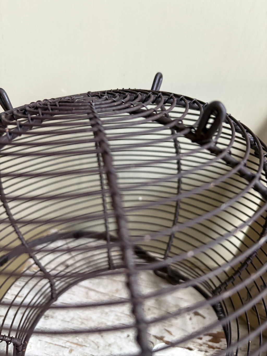 Vintage Style Wire Egg Basket