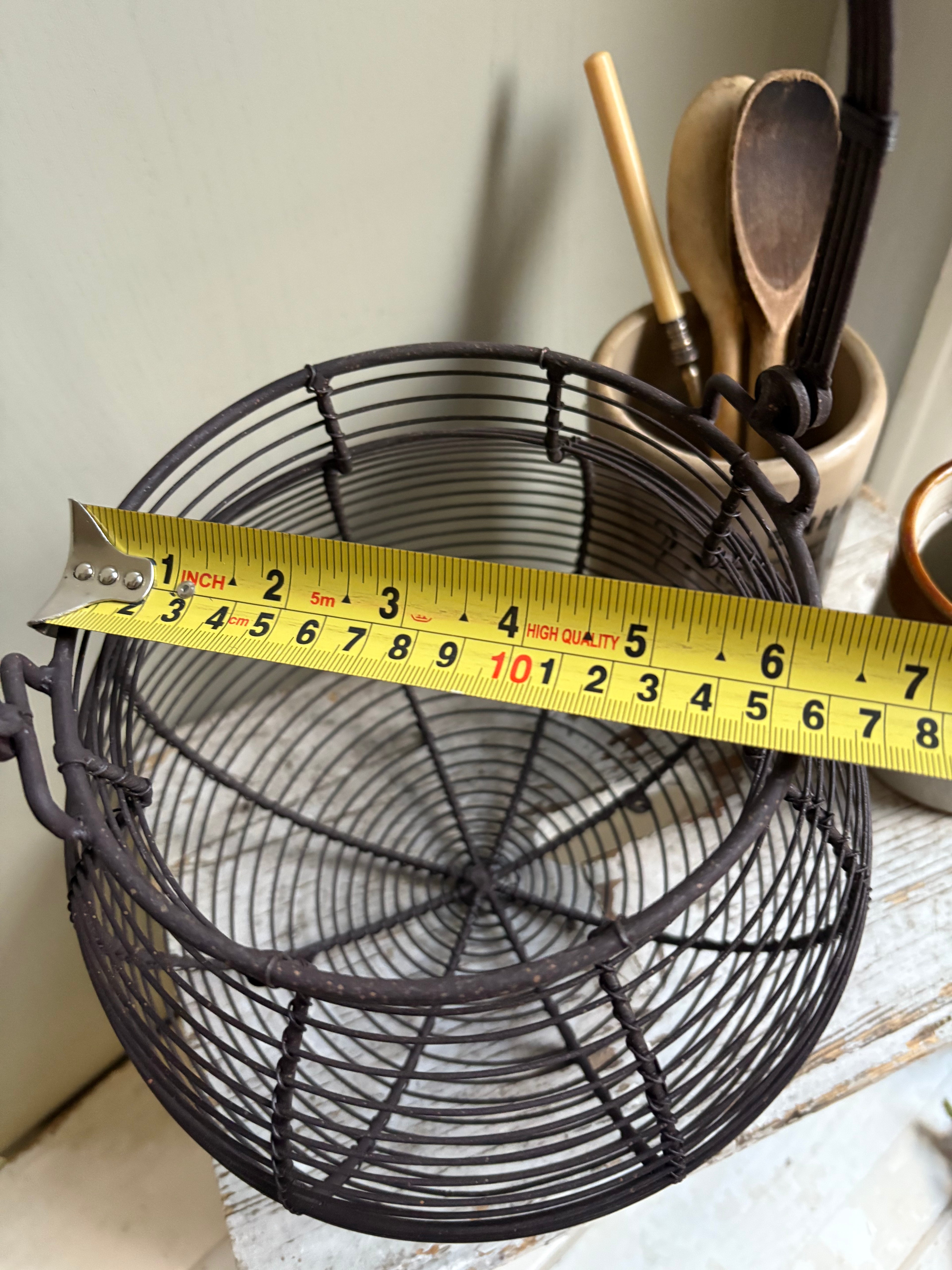 Vintage Style Wire Egg Basket