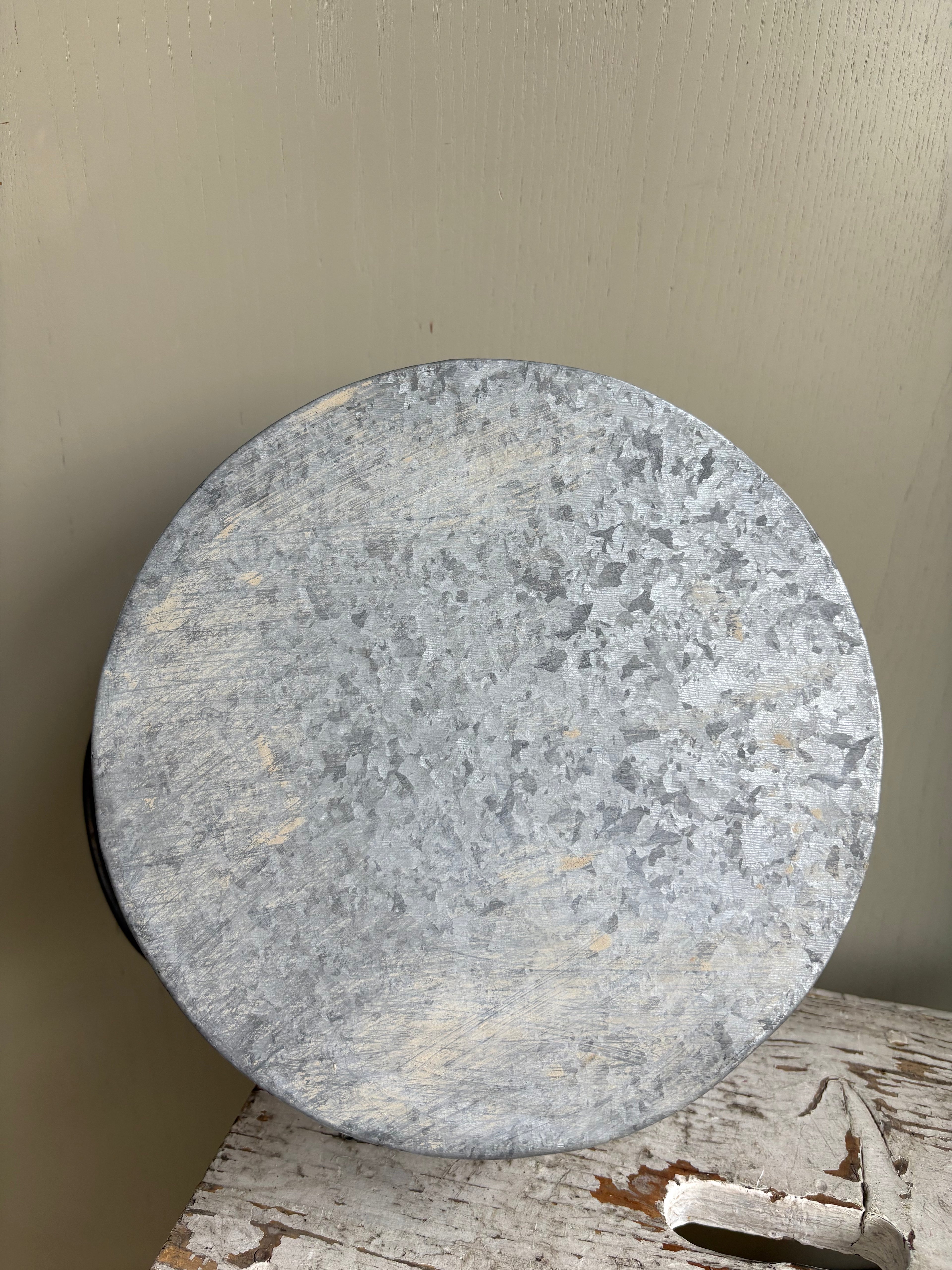 Zinc Round Bowl with Handles