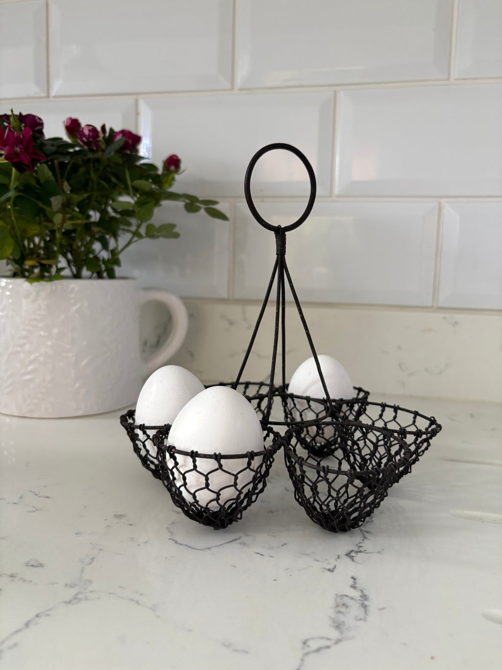 Wire Egg Holder Vintage Style.