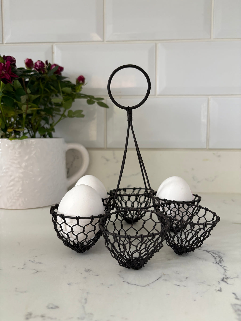 Wire Egg Holder Vintage Style.