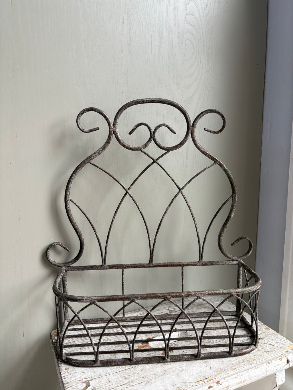 Vintage Style, Small Hanging Metal Planter.