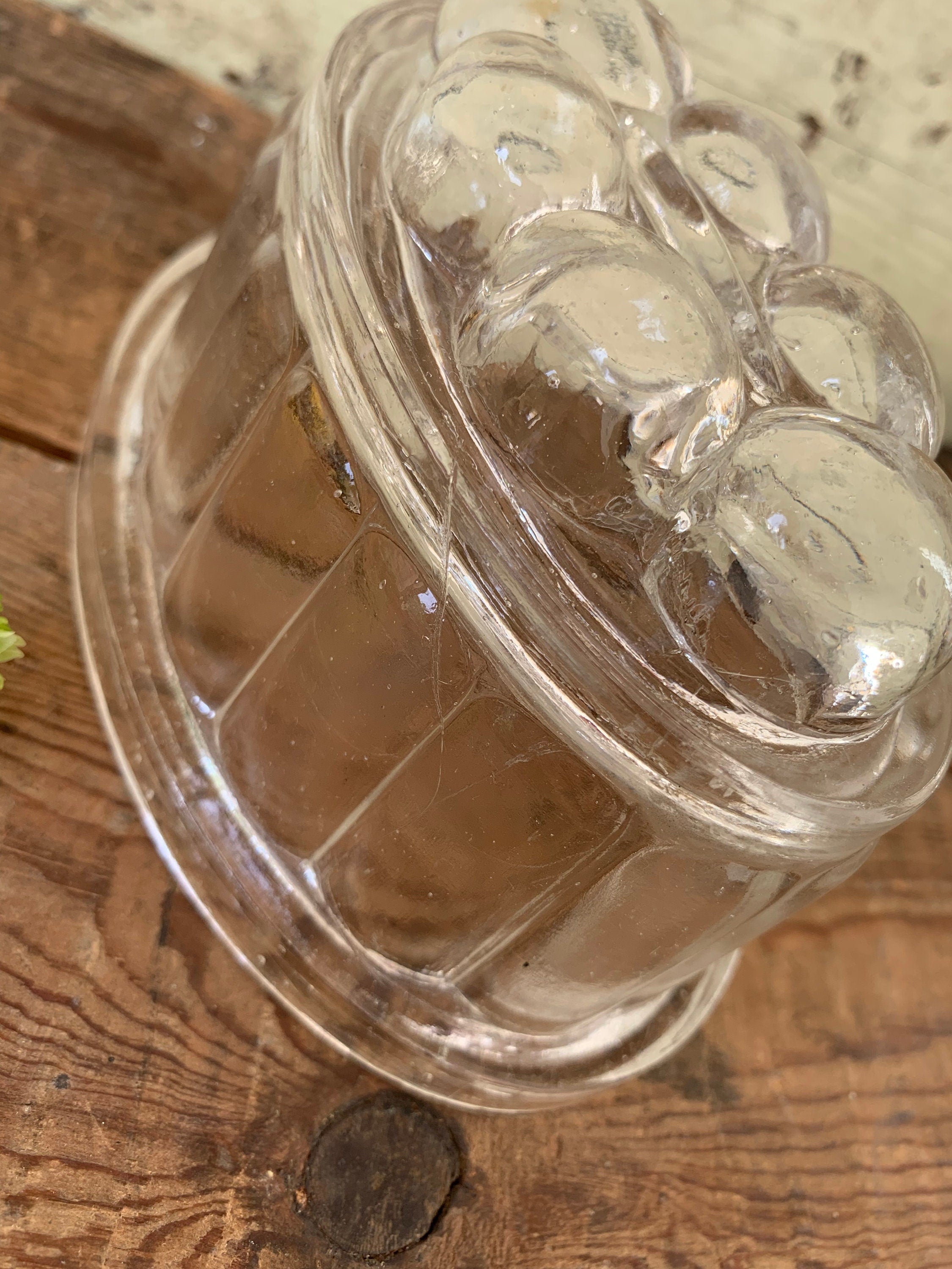Small half pint bubble jelly mould