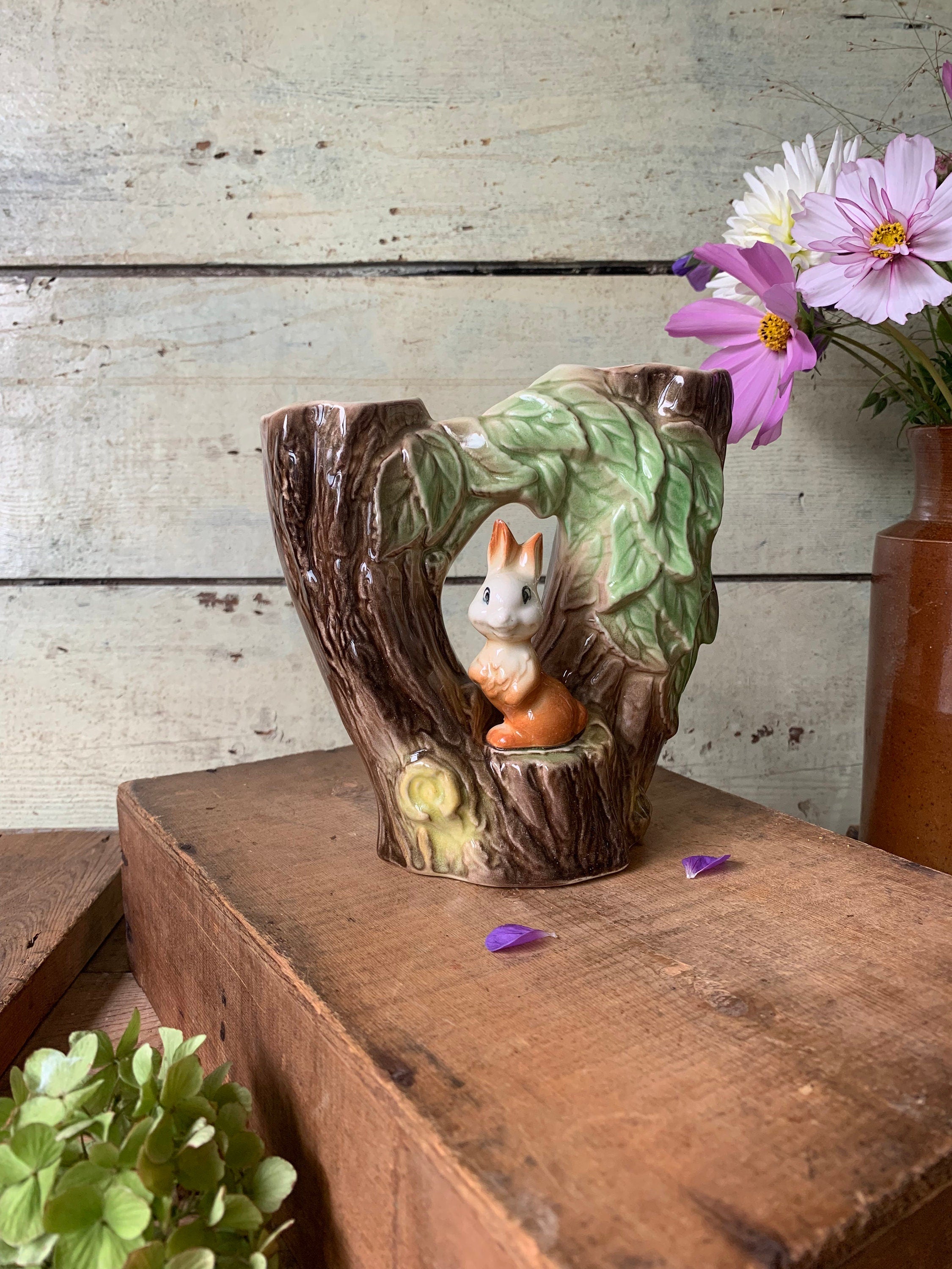 Withernsea Eastgate Fauna Rabbit on a Tree Vase
