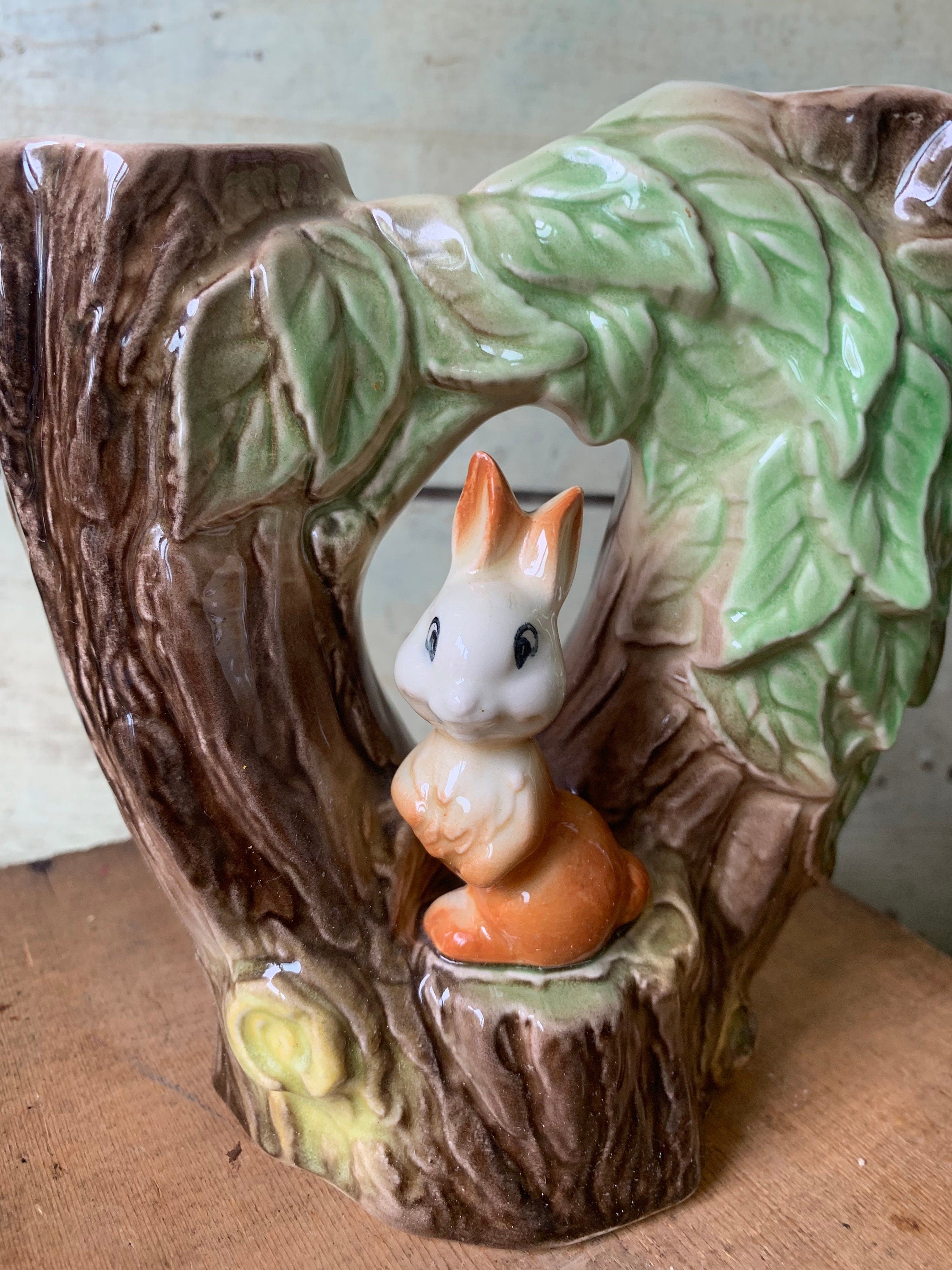 Withernsea Eastgate Fauna Rabbit on a Tree Vase