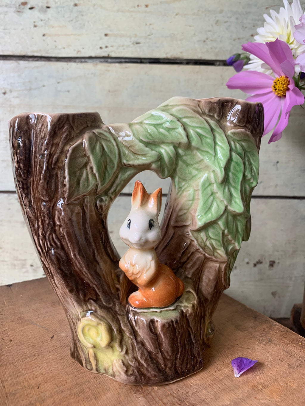Withernsea Eastgate Fauna Rabbit on a Tree Vase