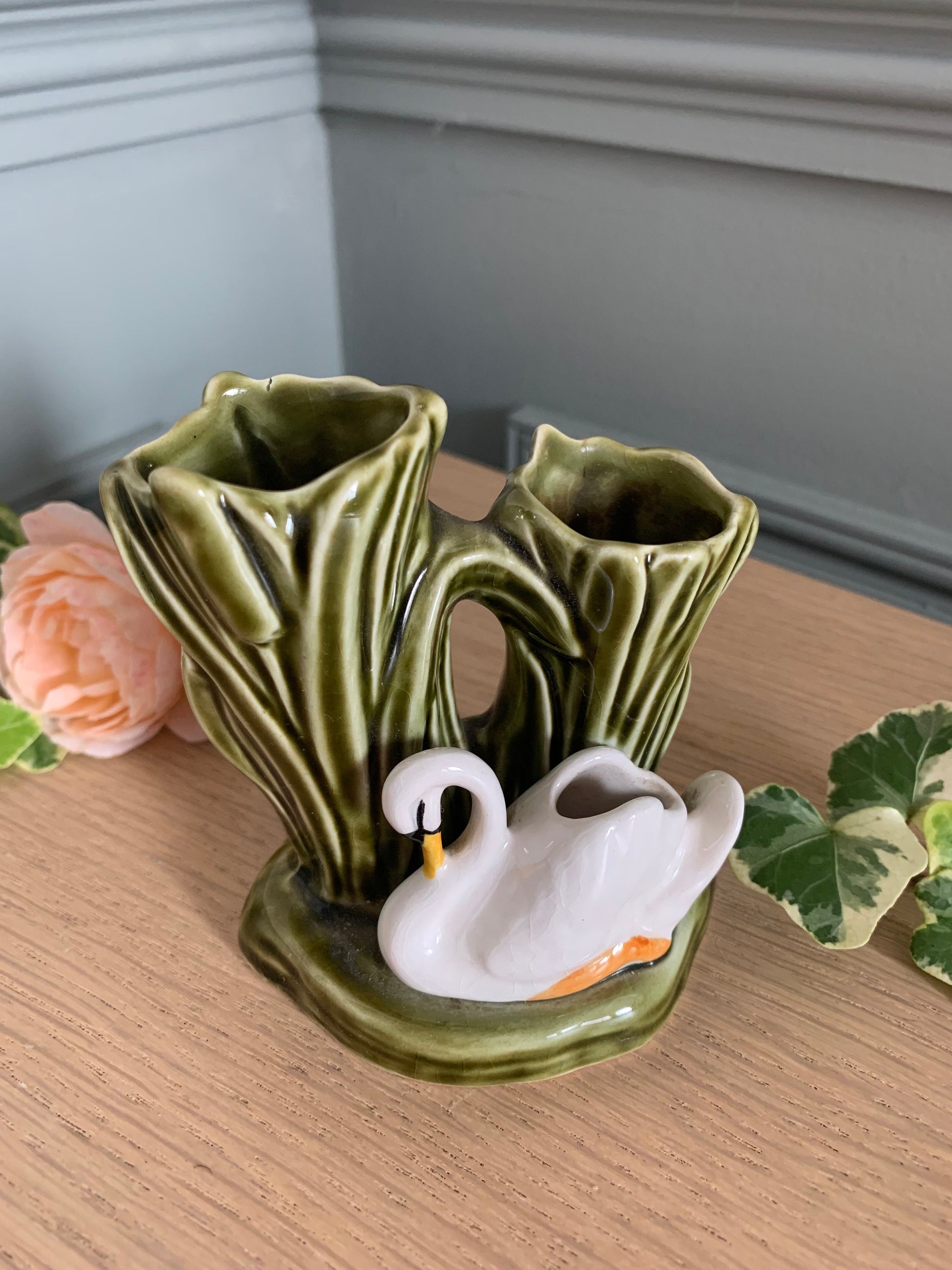 Sylvac vintage swan twin posy bud vase