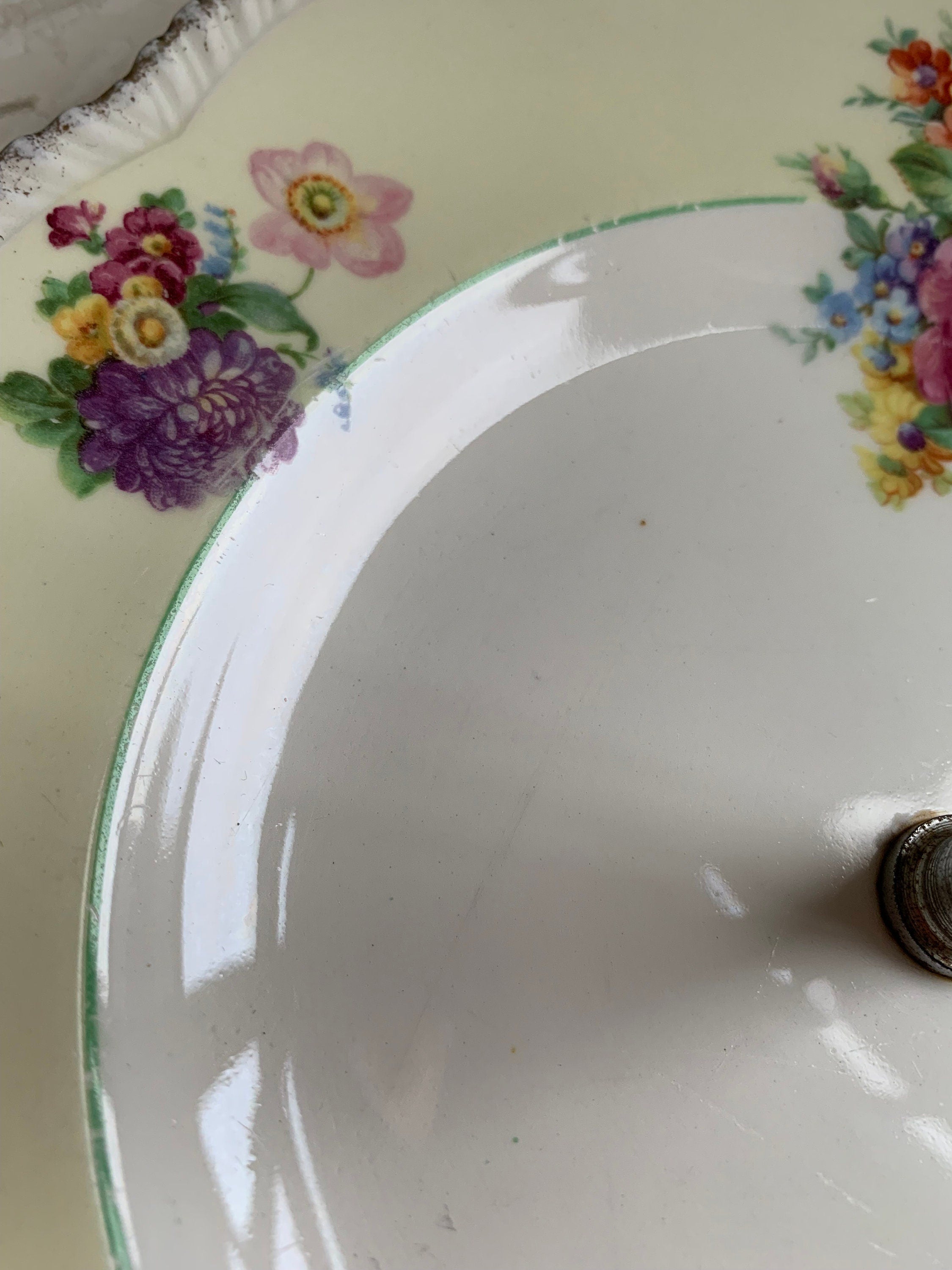 Pretty Handled Cake Plate