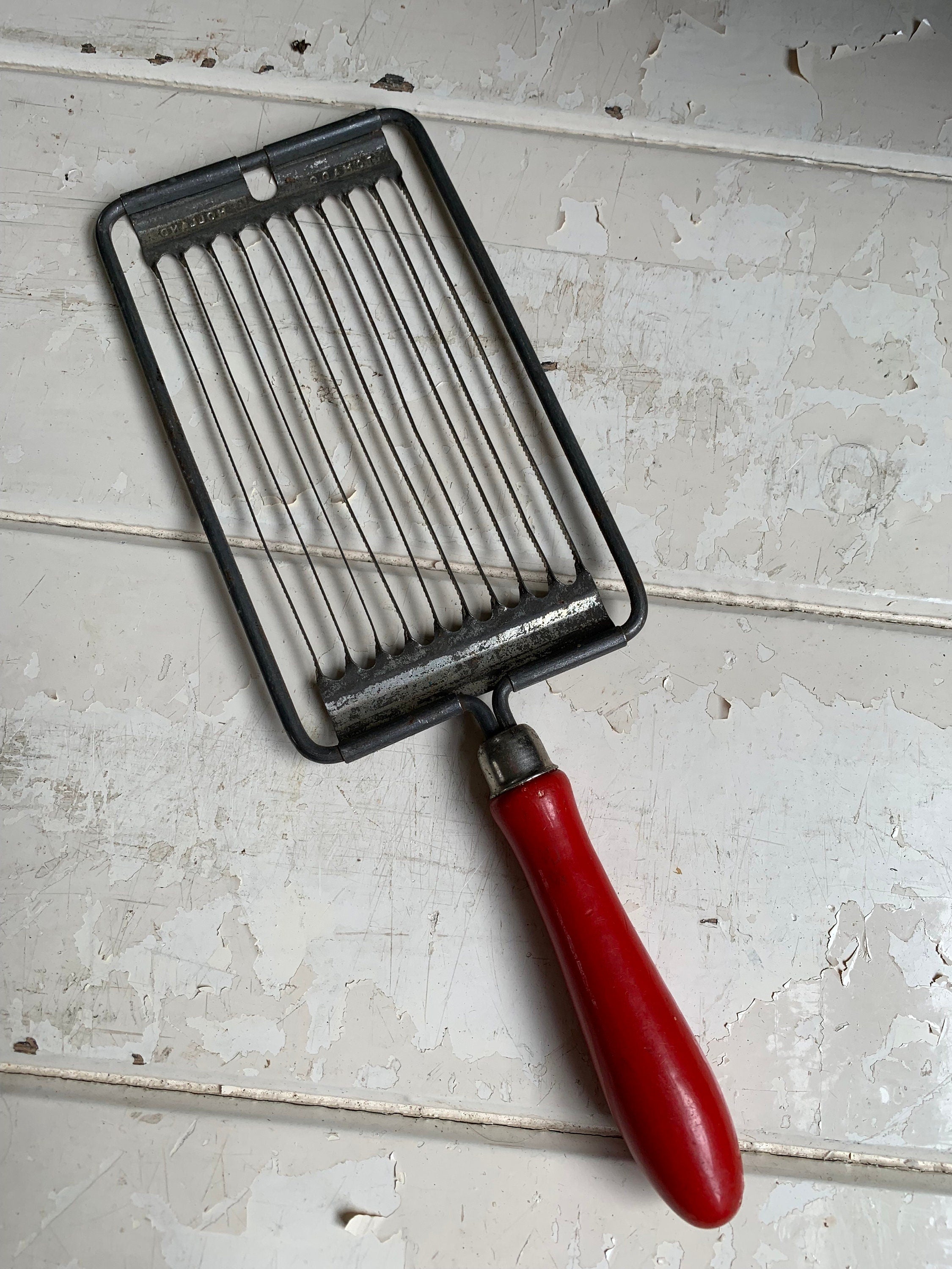 Vintage Egg/Tomato Slicer, Kitchenalia