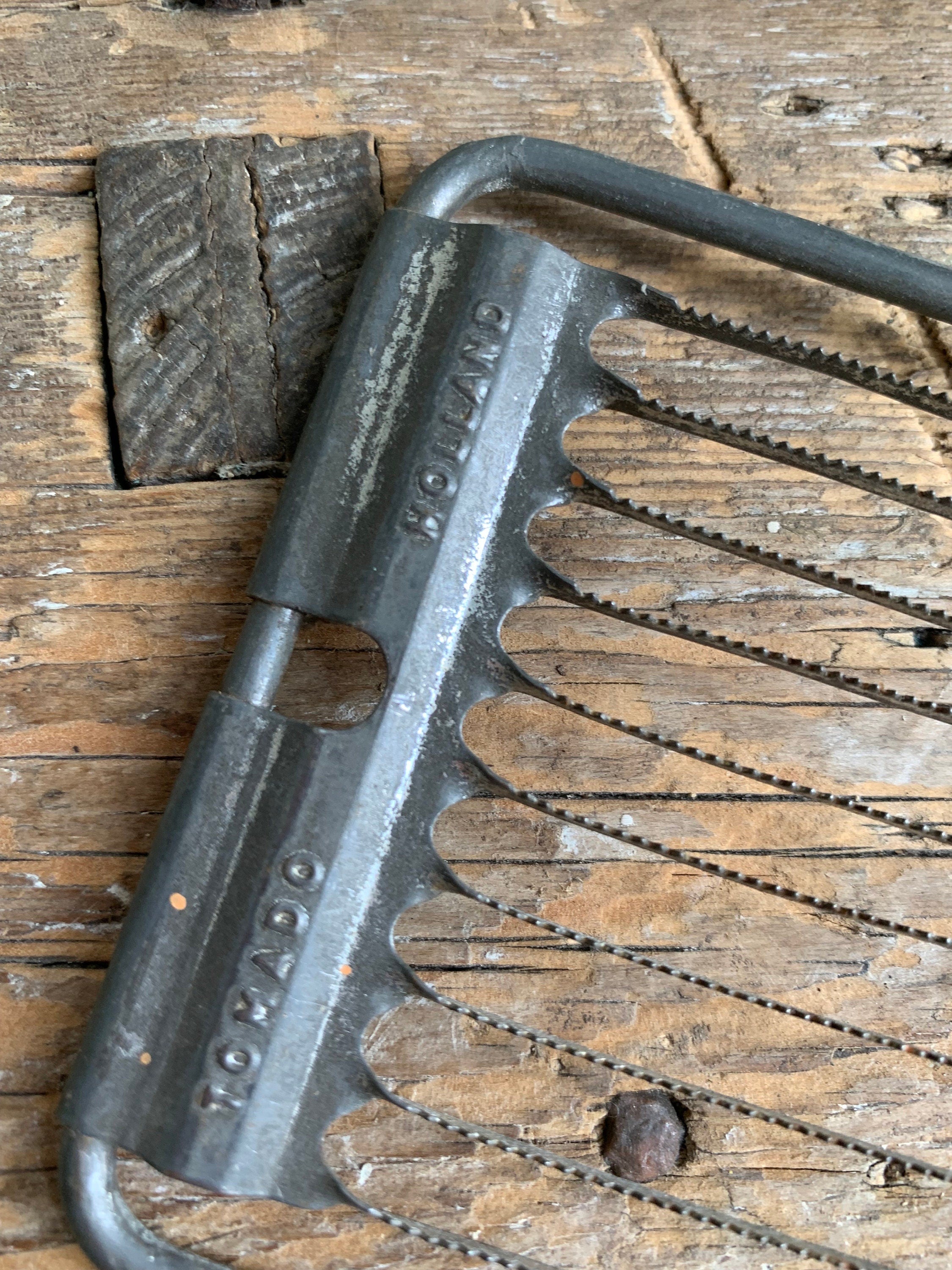 Vintage Egg/Tomato Slicer, Kitchenalia