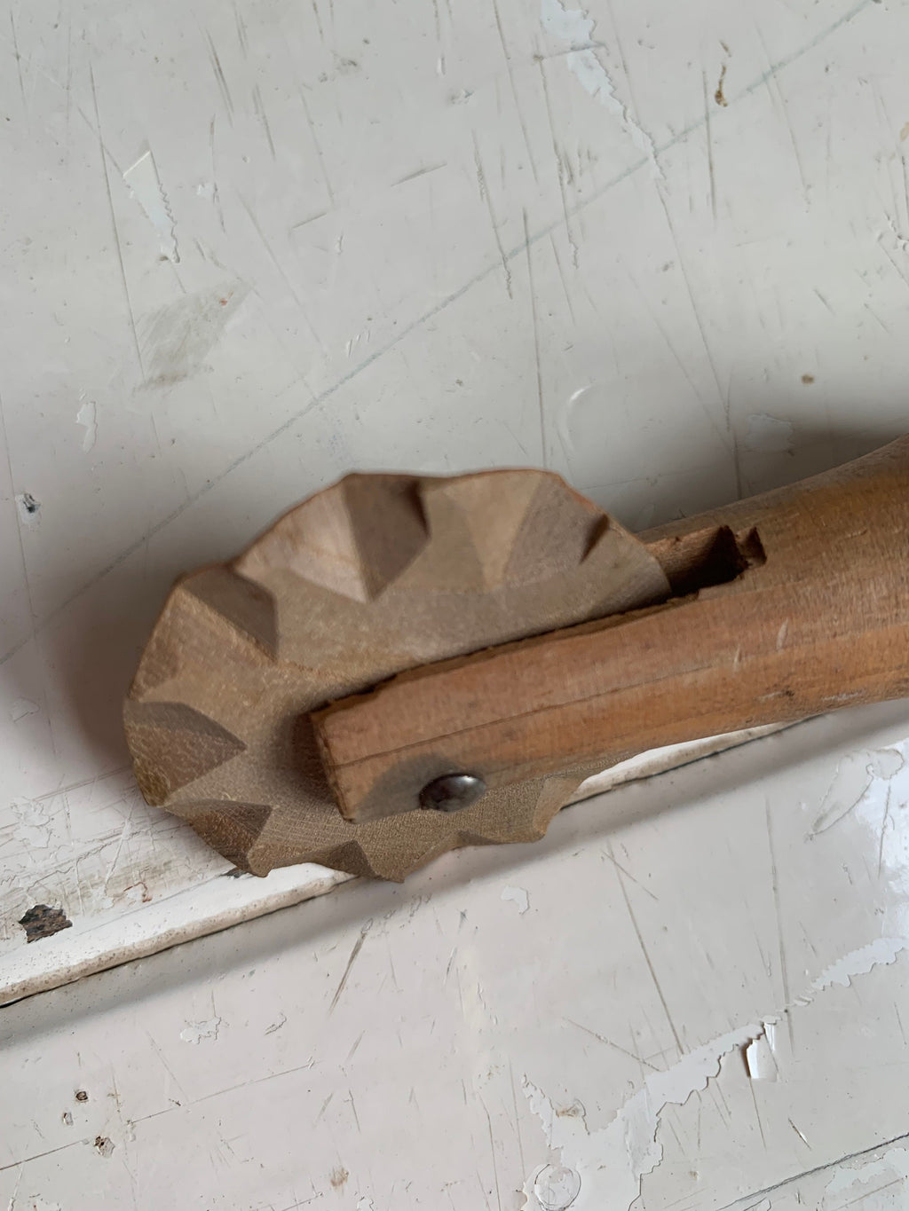 Old wooden pastry wheel/crimper