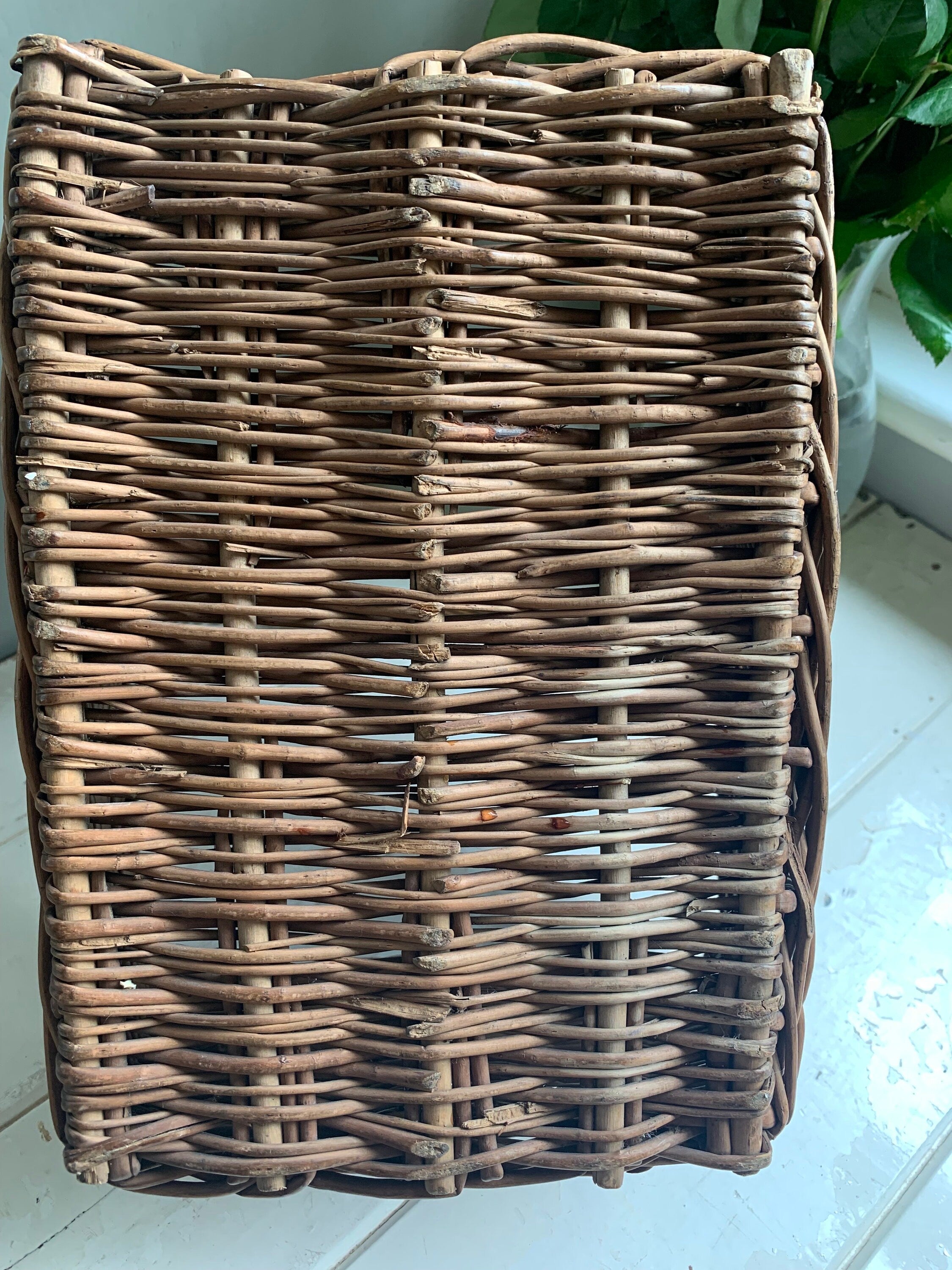 Vintage 1950s Shopping Basket