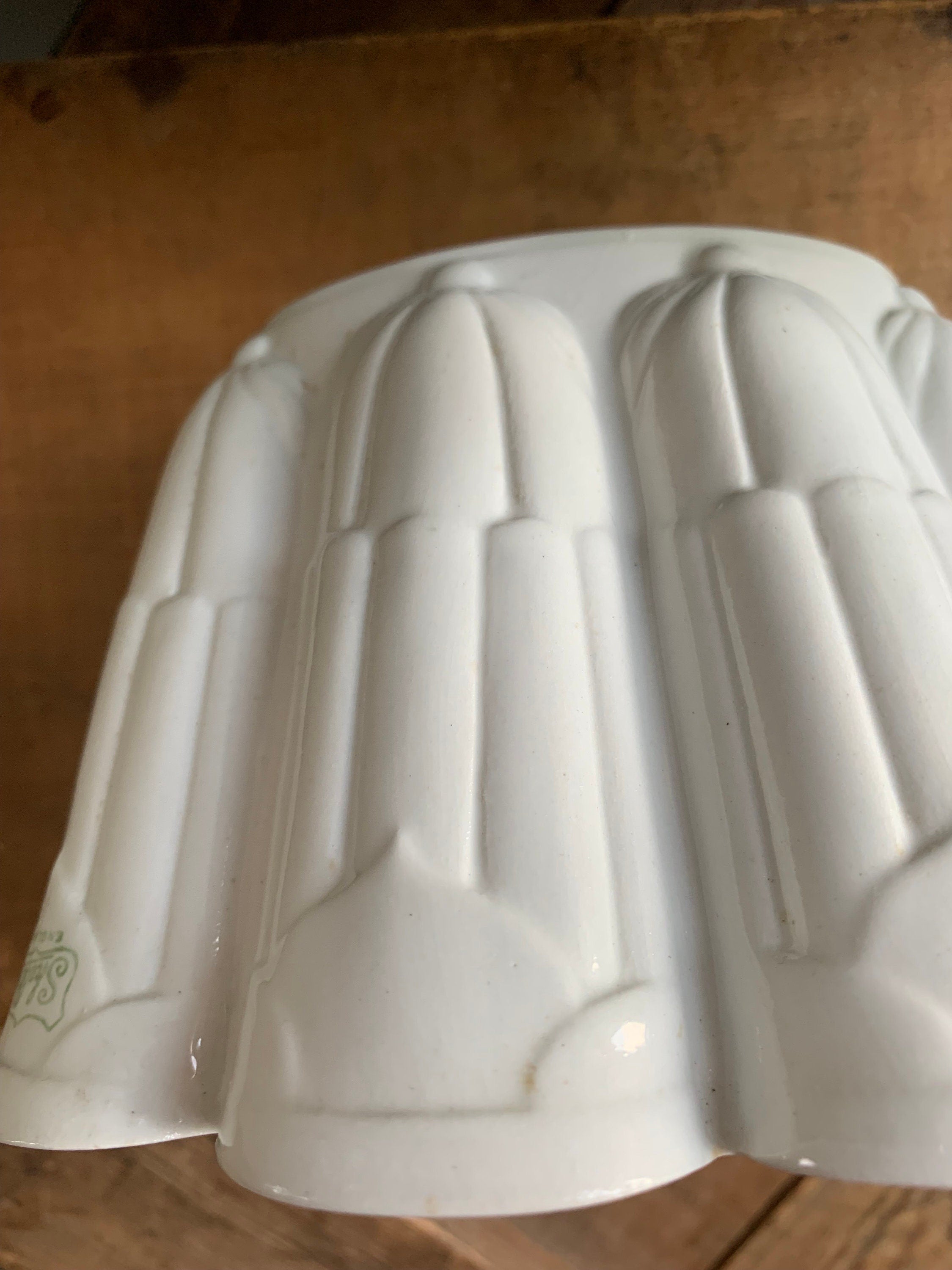 Small Shelly Jelly Mould