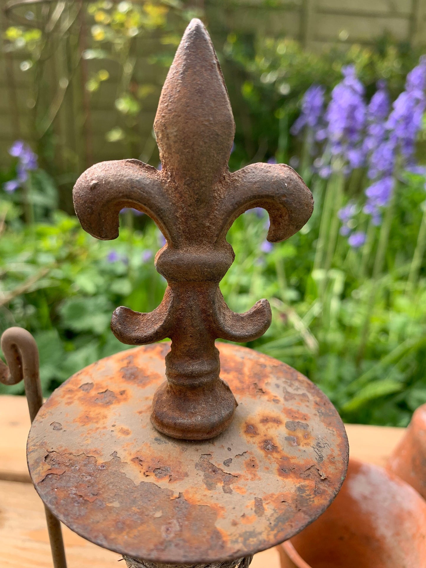 Old Rustic Garden String Winder