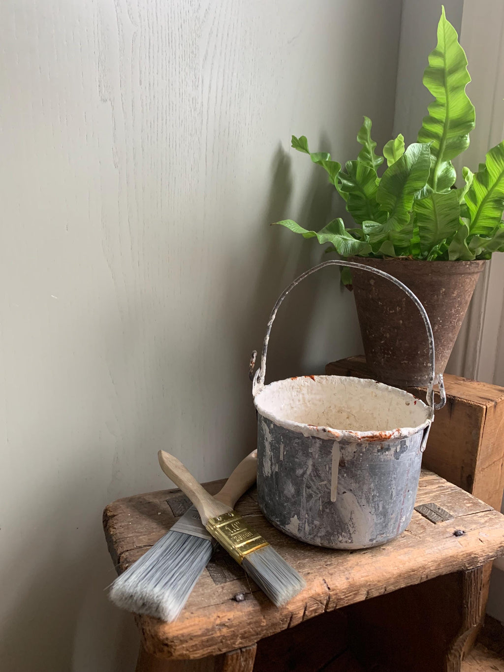 Small Vintage Paint Kettle/Pot, Planter