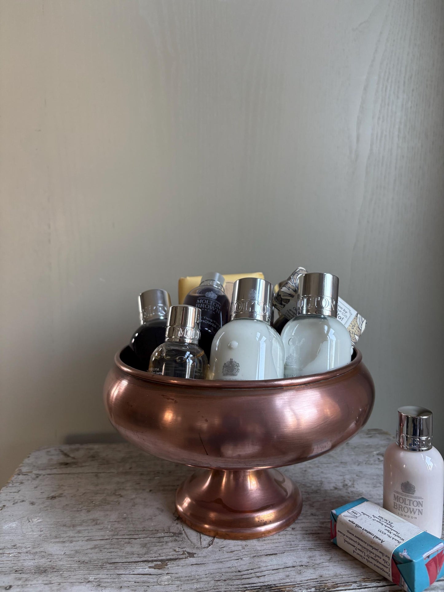 Vintage Copper Pedastal Bowl.