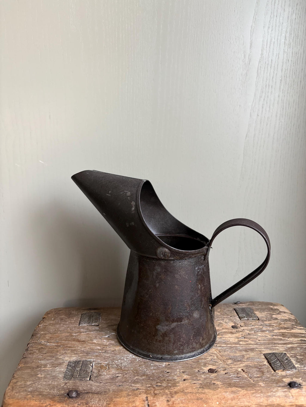 Vintage 1 Pint Oil Can