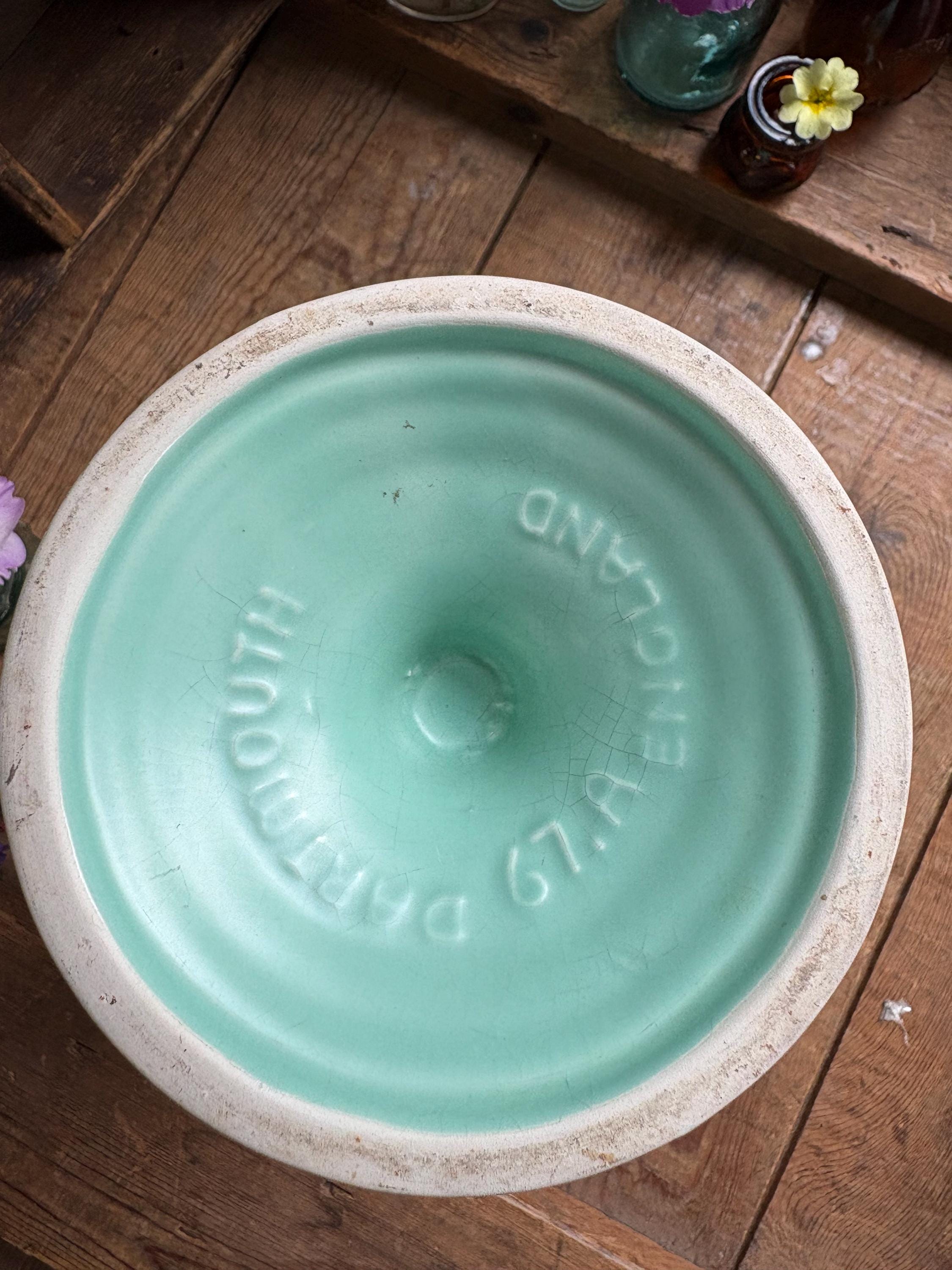 Large Dartmouth Urn Vase