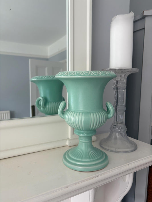 Large Dartmouth Urn Vase