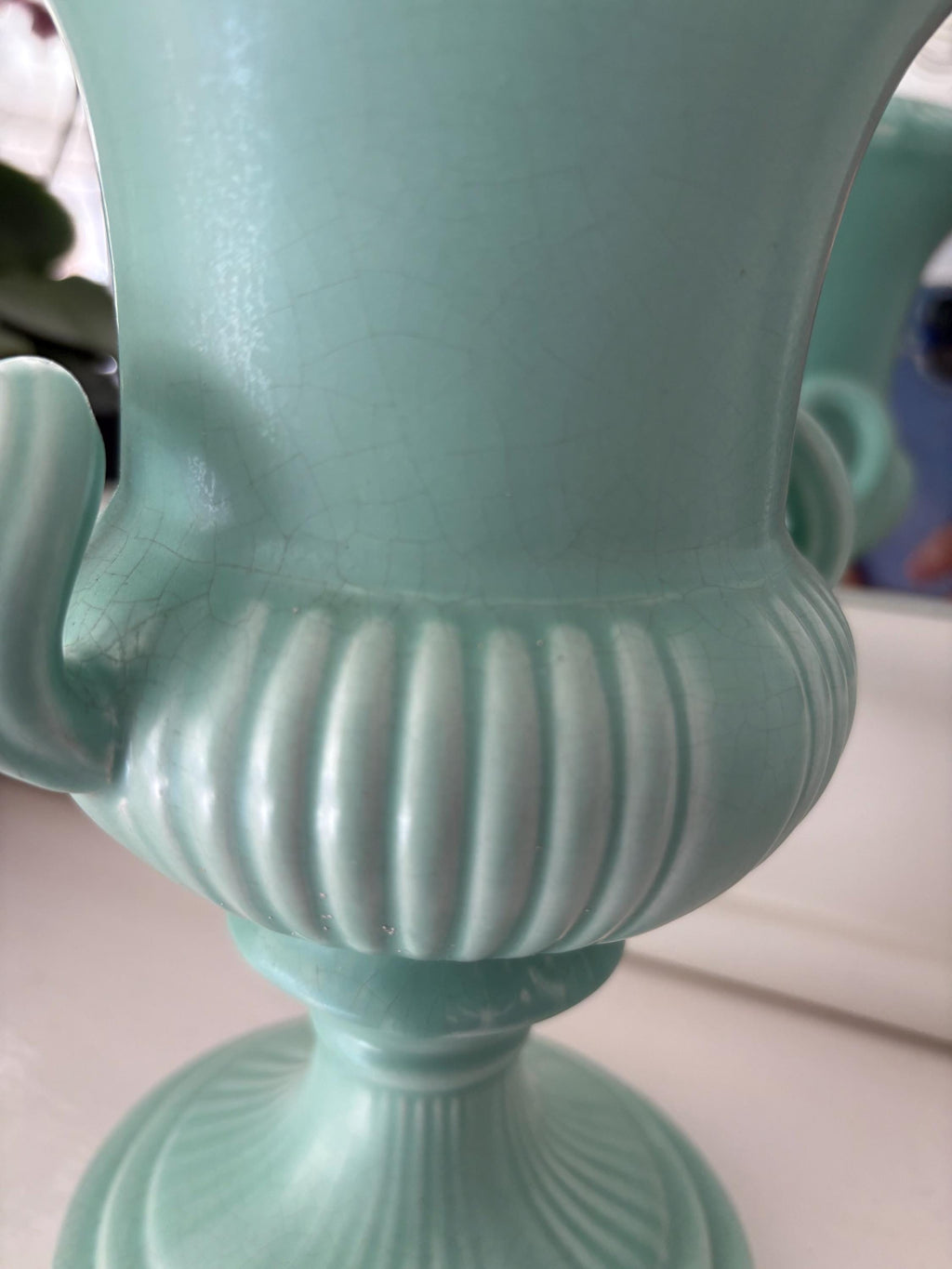 Large Dartmouth Urn Vase