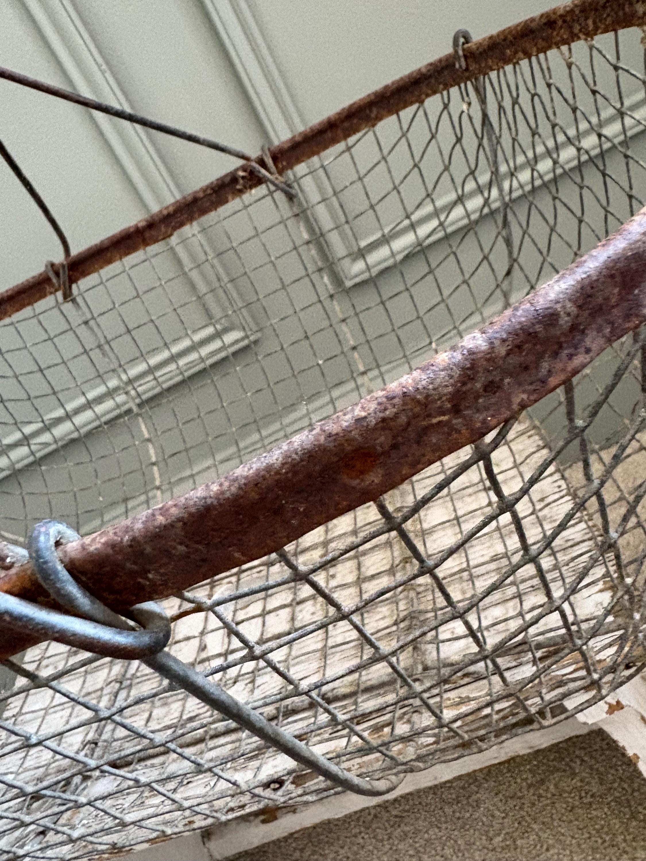 Old French Wire Harvest Basket, Farmhouse decor, Brocanre