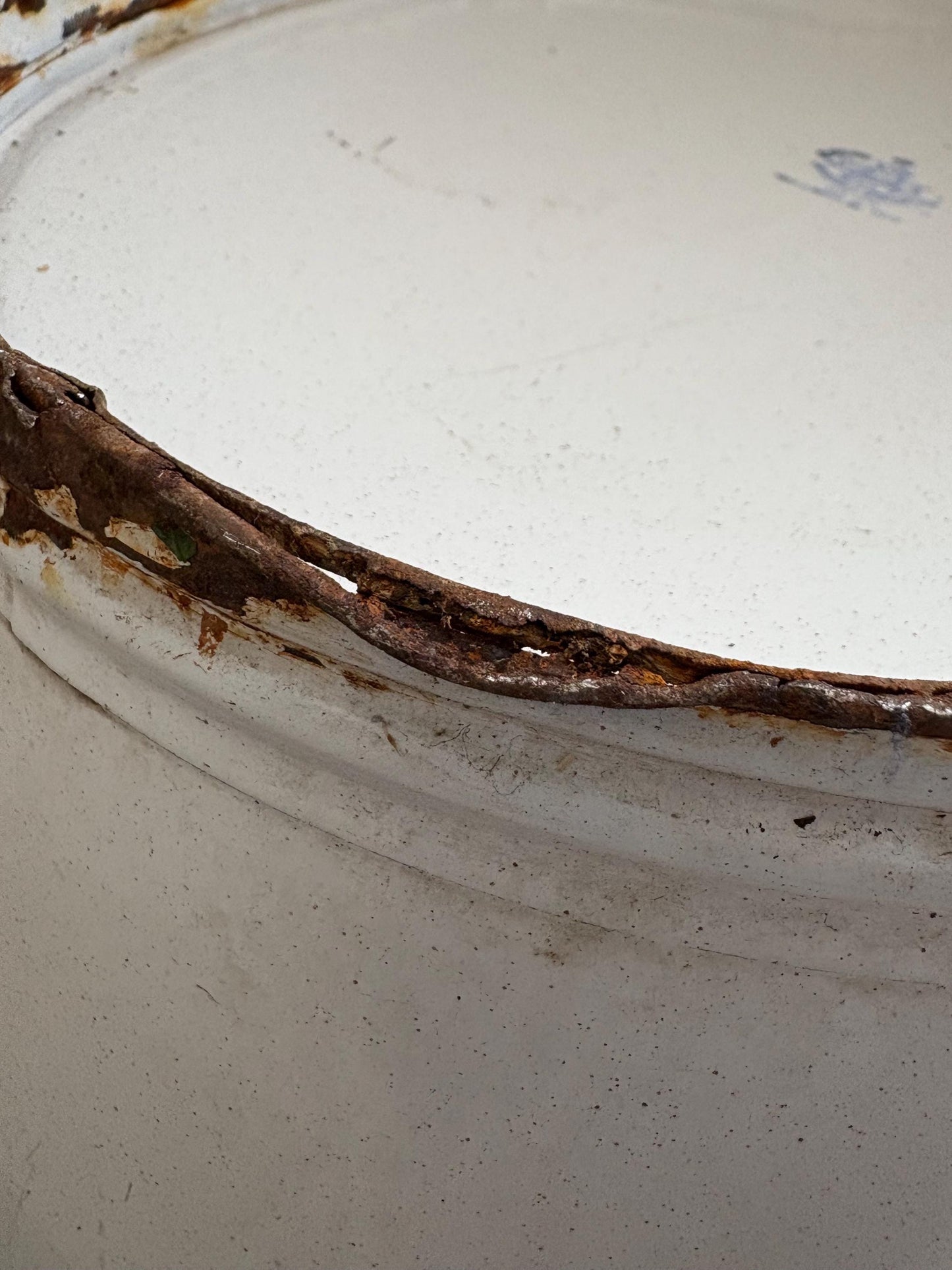 Enamelware Bathtub, Enamelware planter