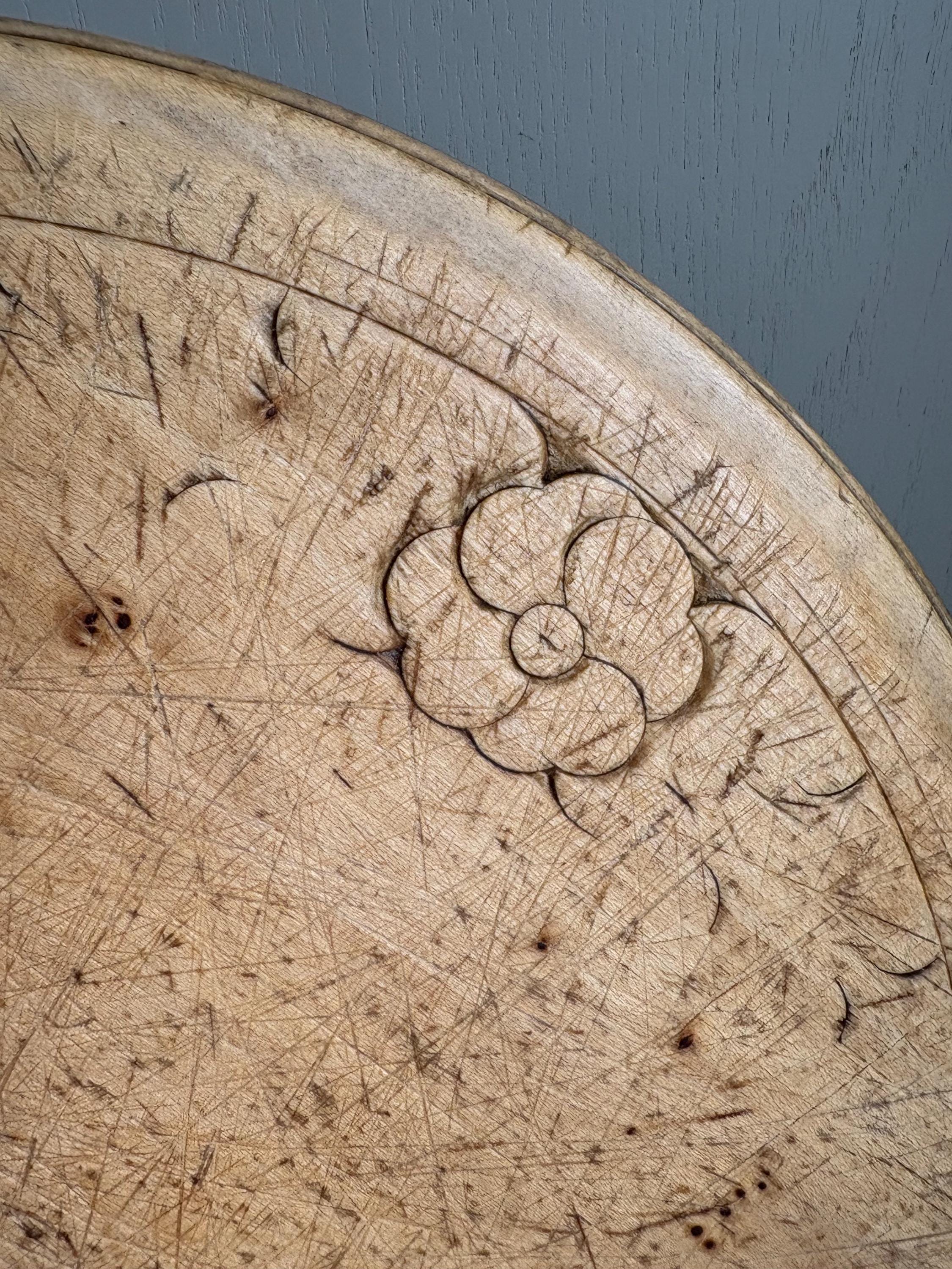 Vintage Bread Board, Carved Bread Board, Kitchenalia.
