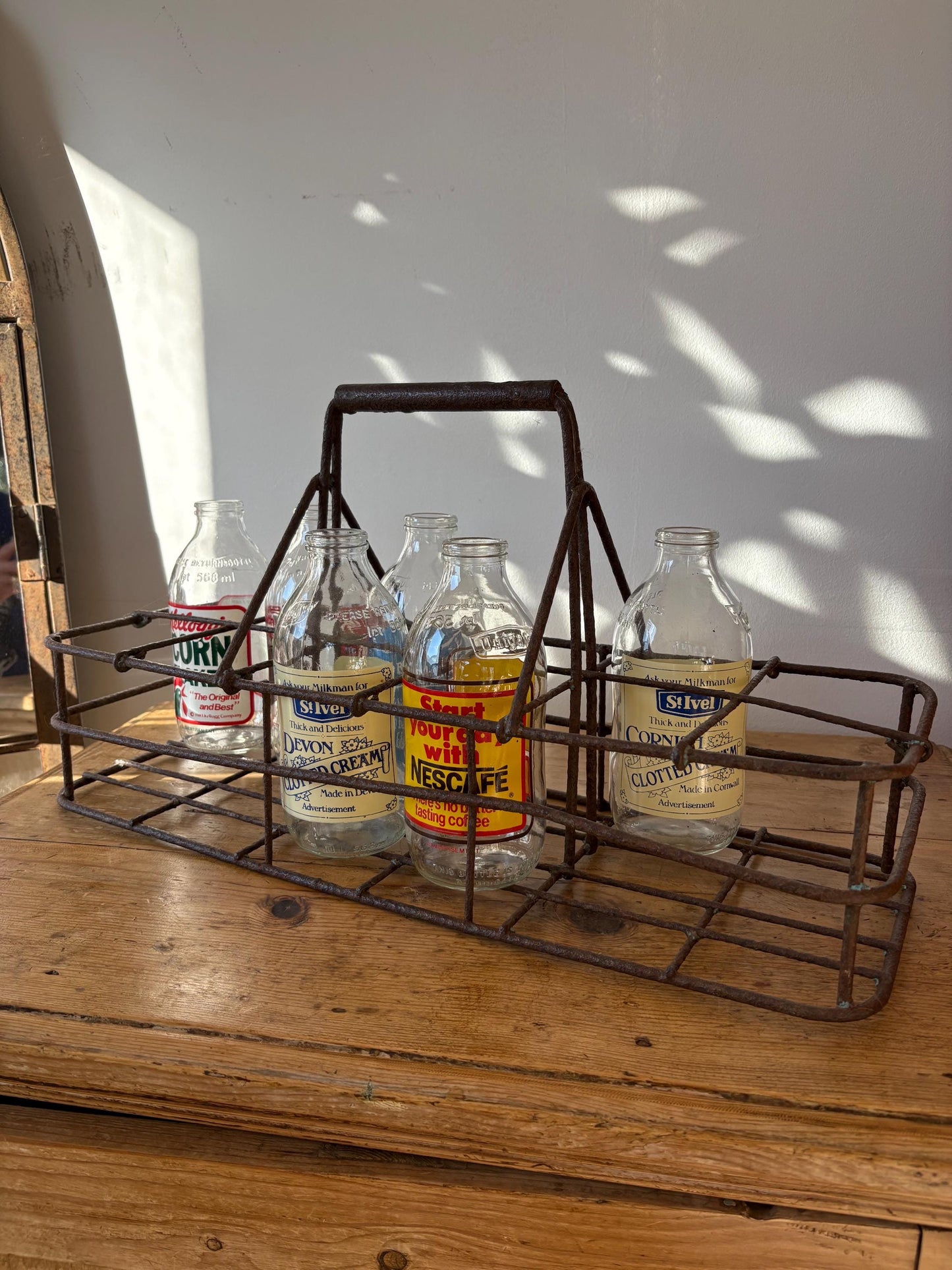 Vintage Milkmans Crate, Milk Carrier, Milk Crate.