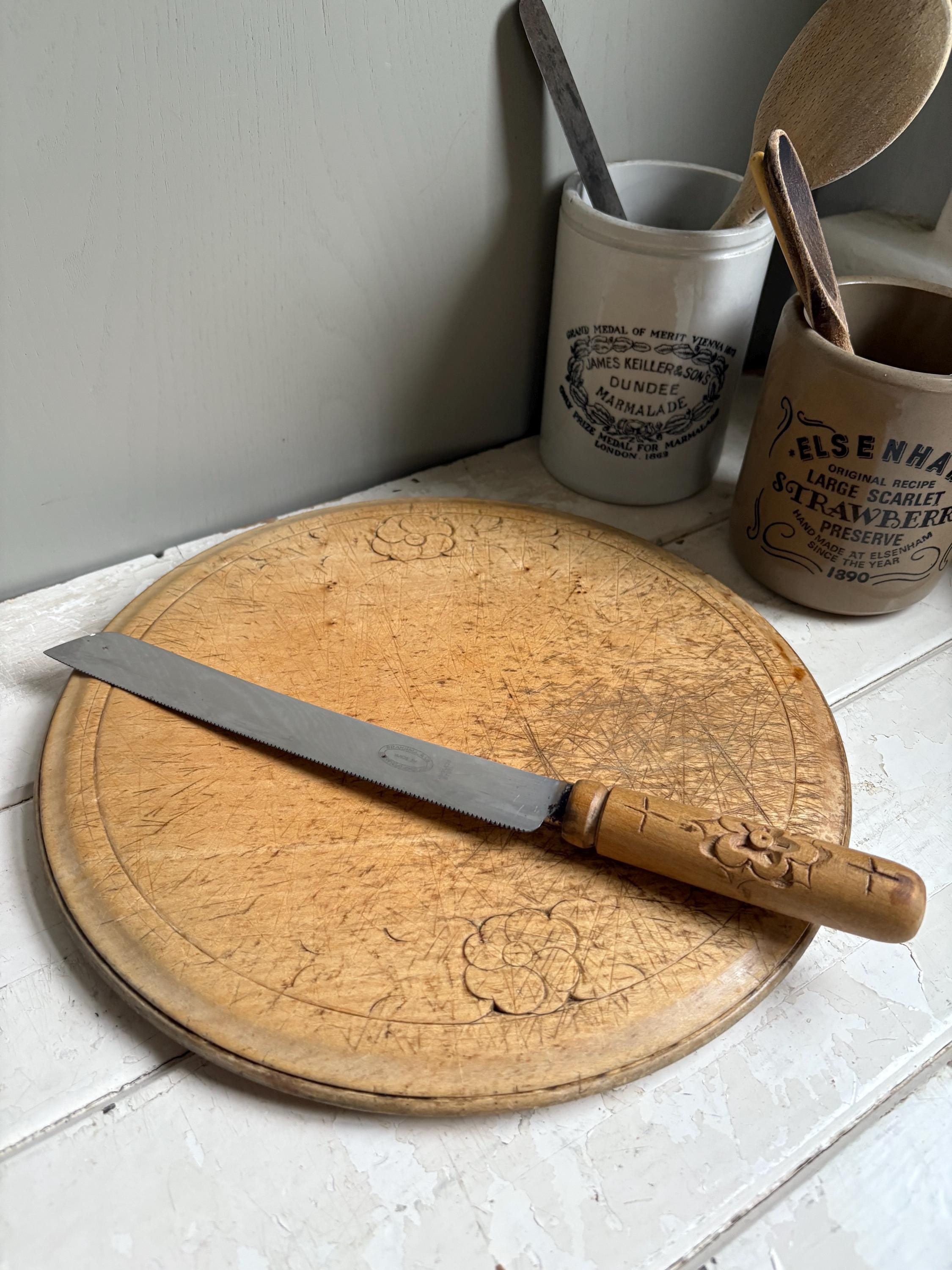 Vintage Bread Board, Carved Bread Board, Kitchenalia.