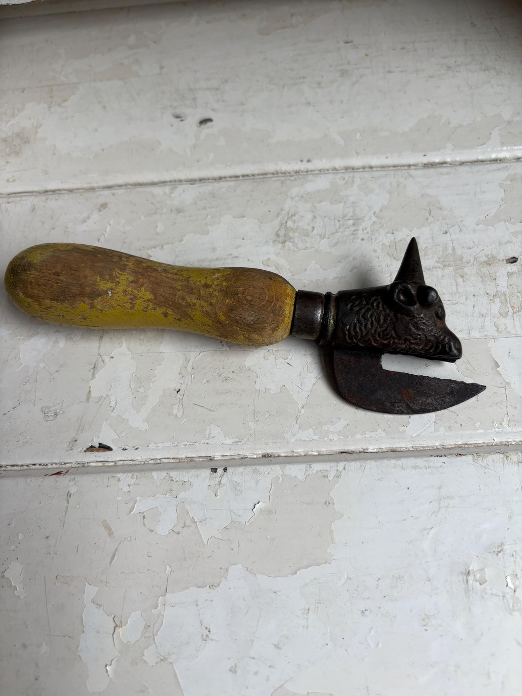 Vintage Bully Beef Can Opener, Kitchenalia