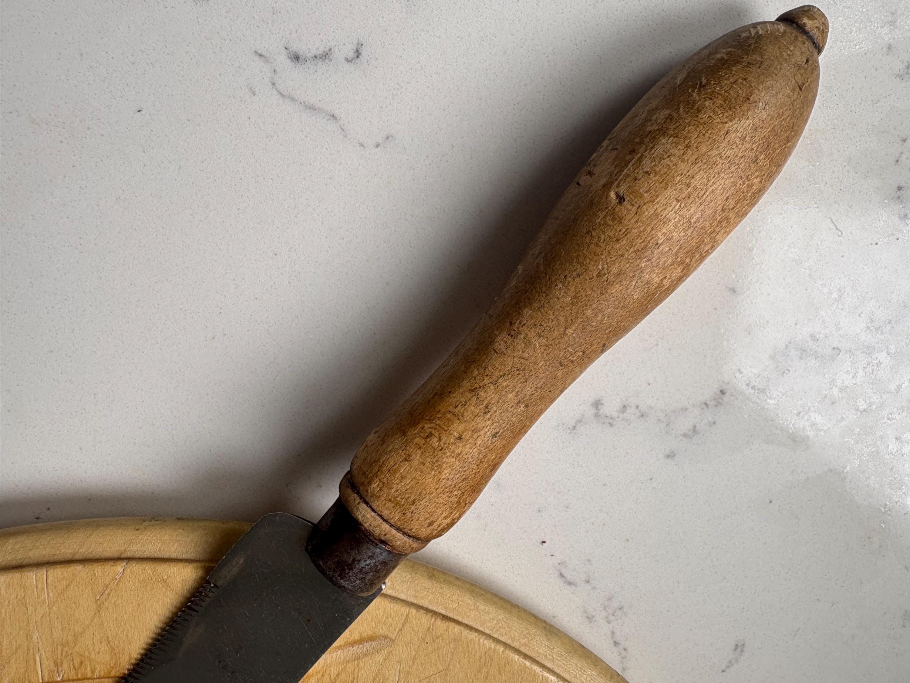 Old Bread Slicer, Carved Handle Bread Slicer, Kitchenalia