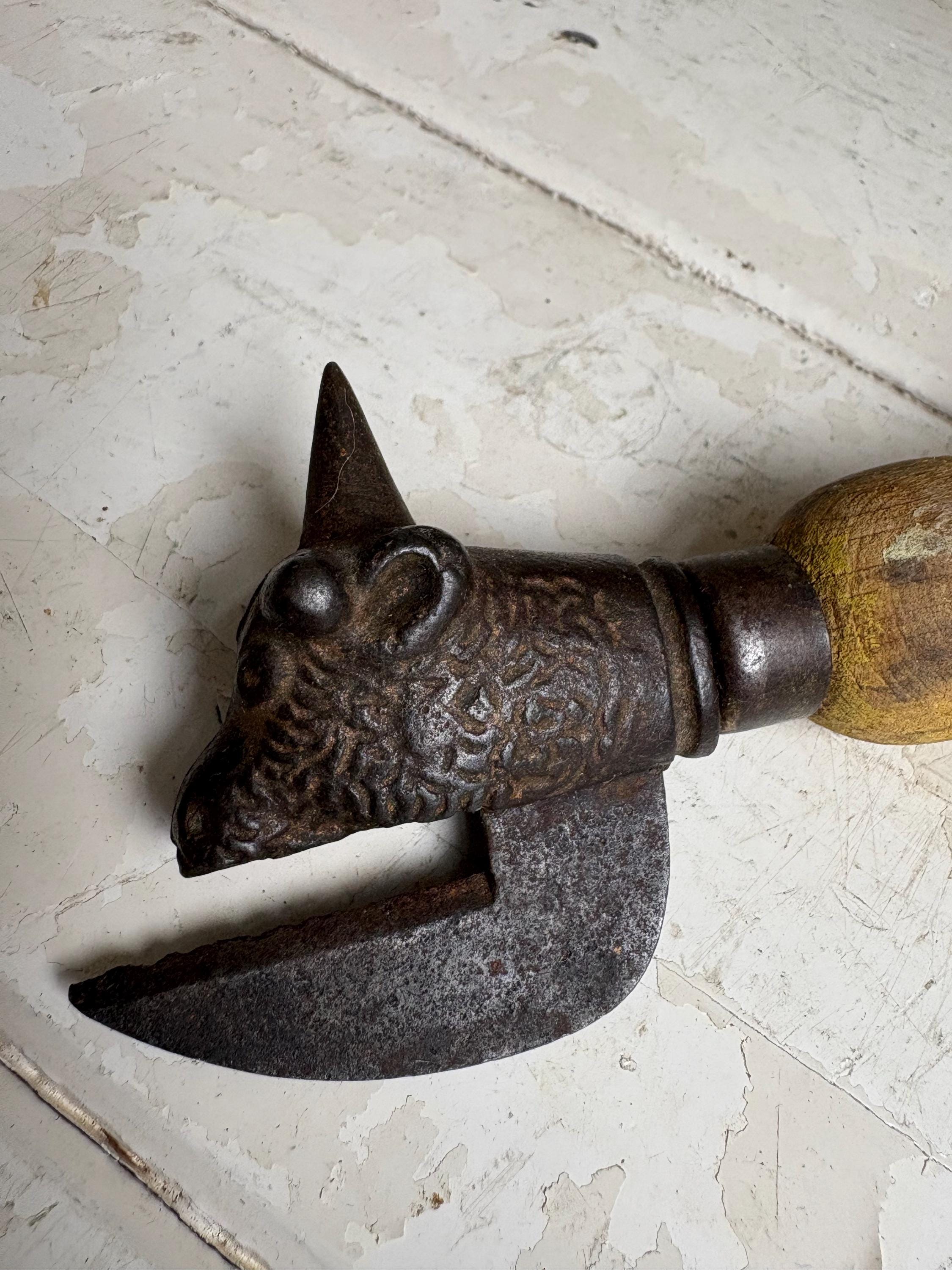 Vintage Bully Beef Can Opener, Kitchenalia