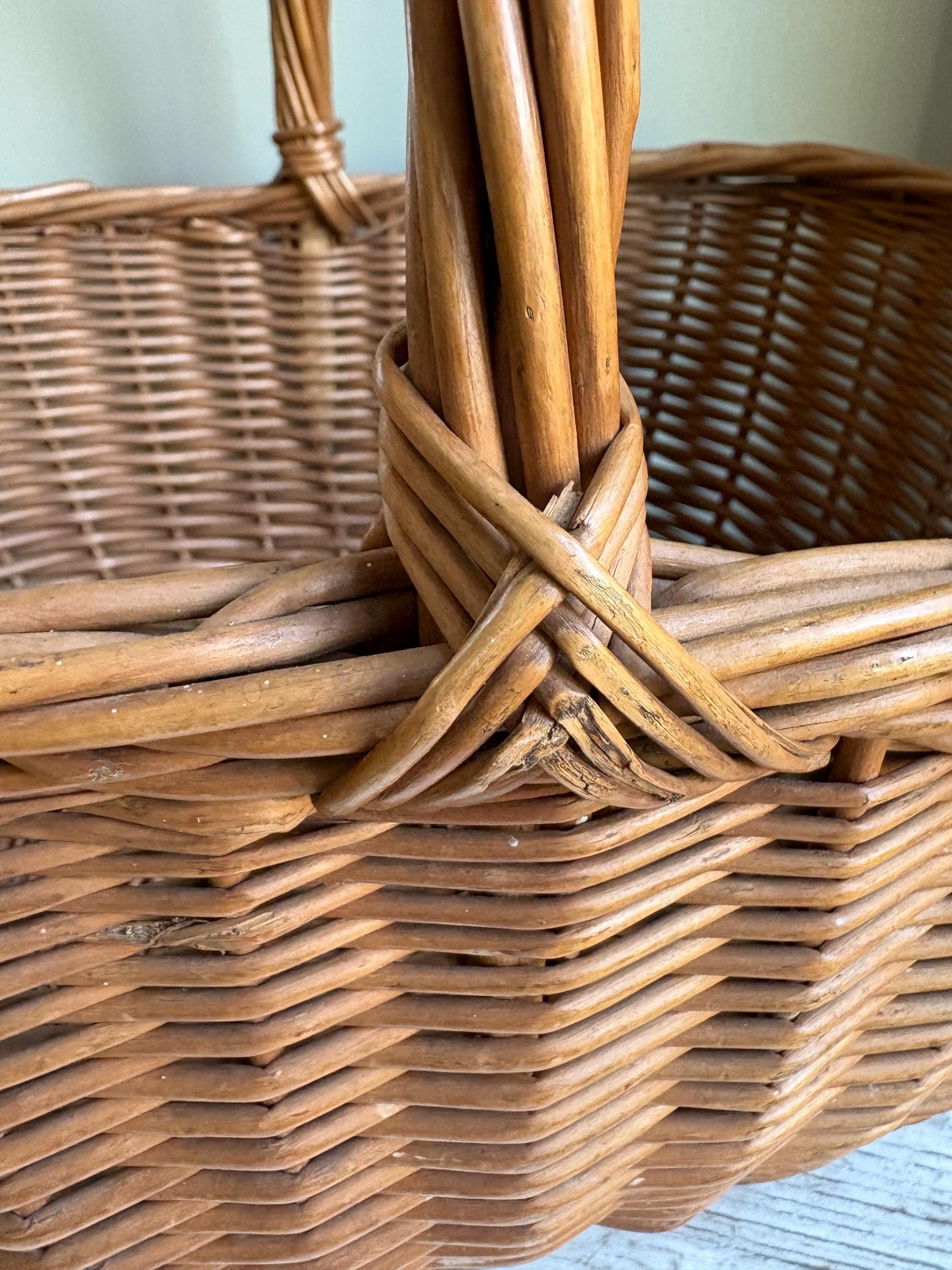 Vintage Wicker Basket, Vintage Shopping Basket
