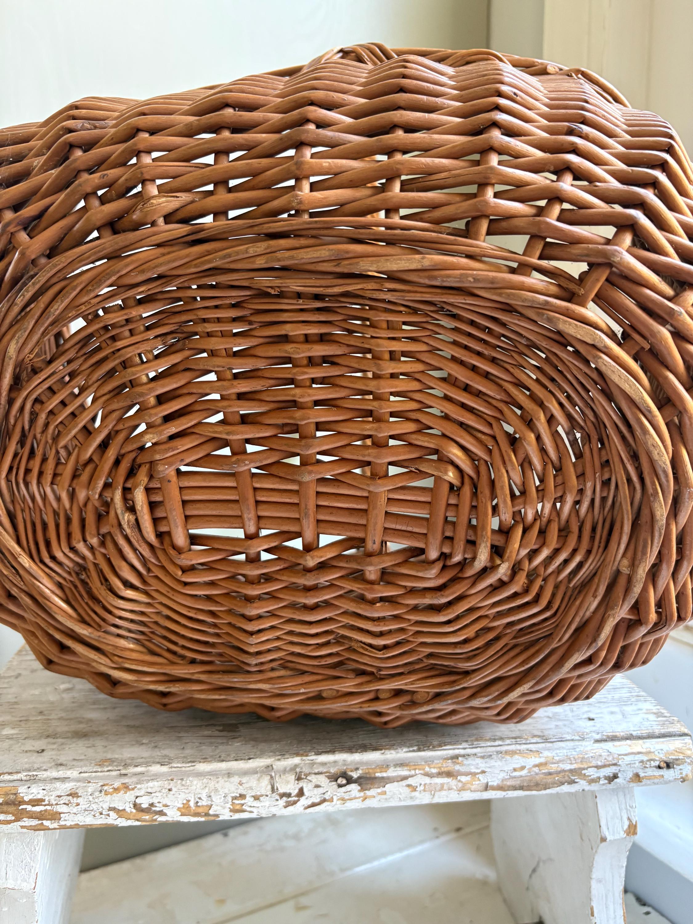 Vintage Wicker Basket, Vintage Shopping Basket