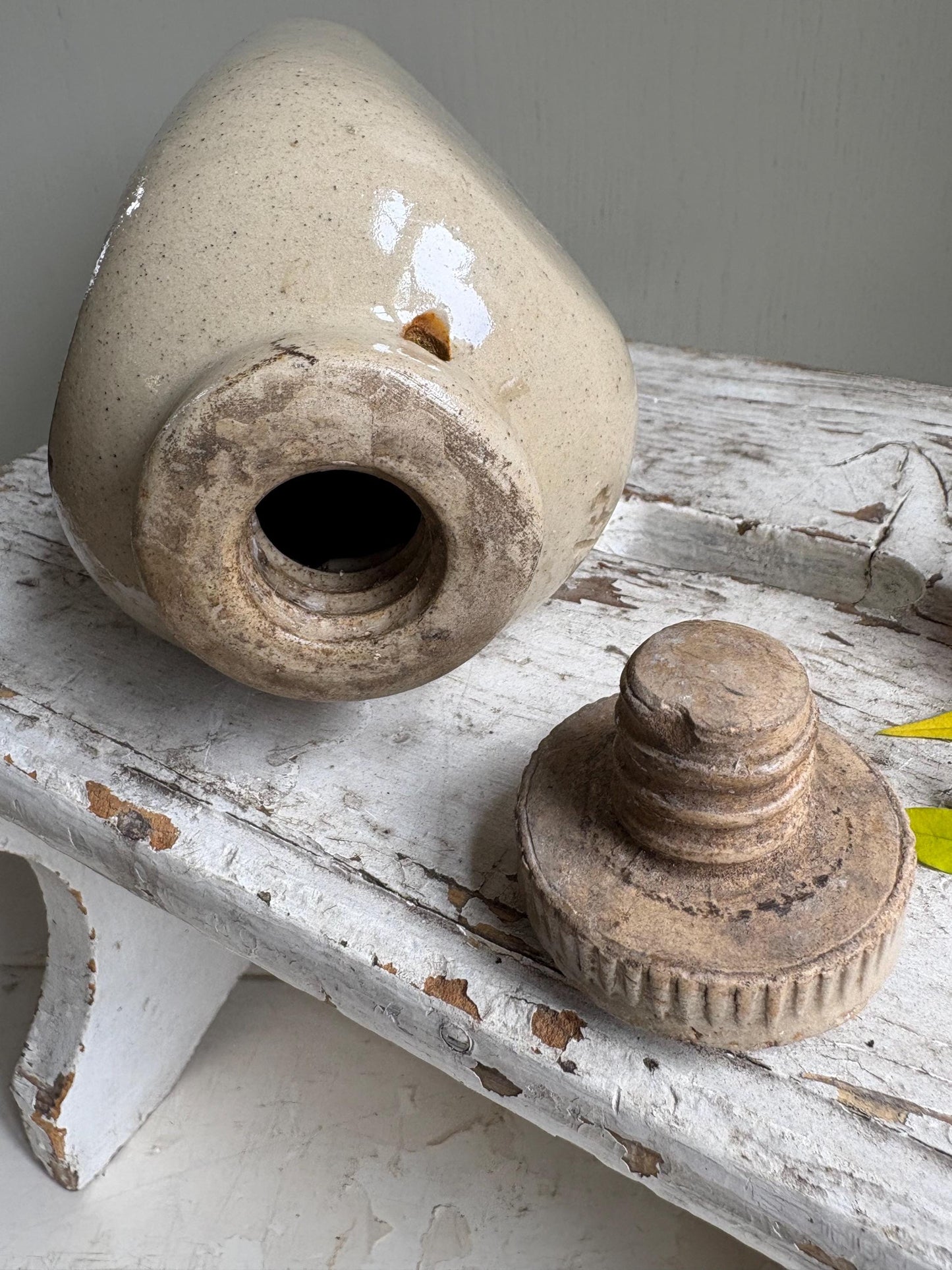 Stoneware Foot warmer, Stoneware