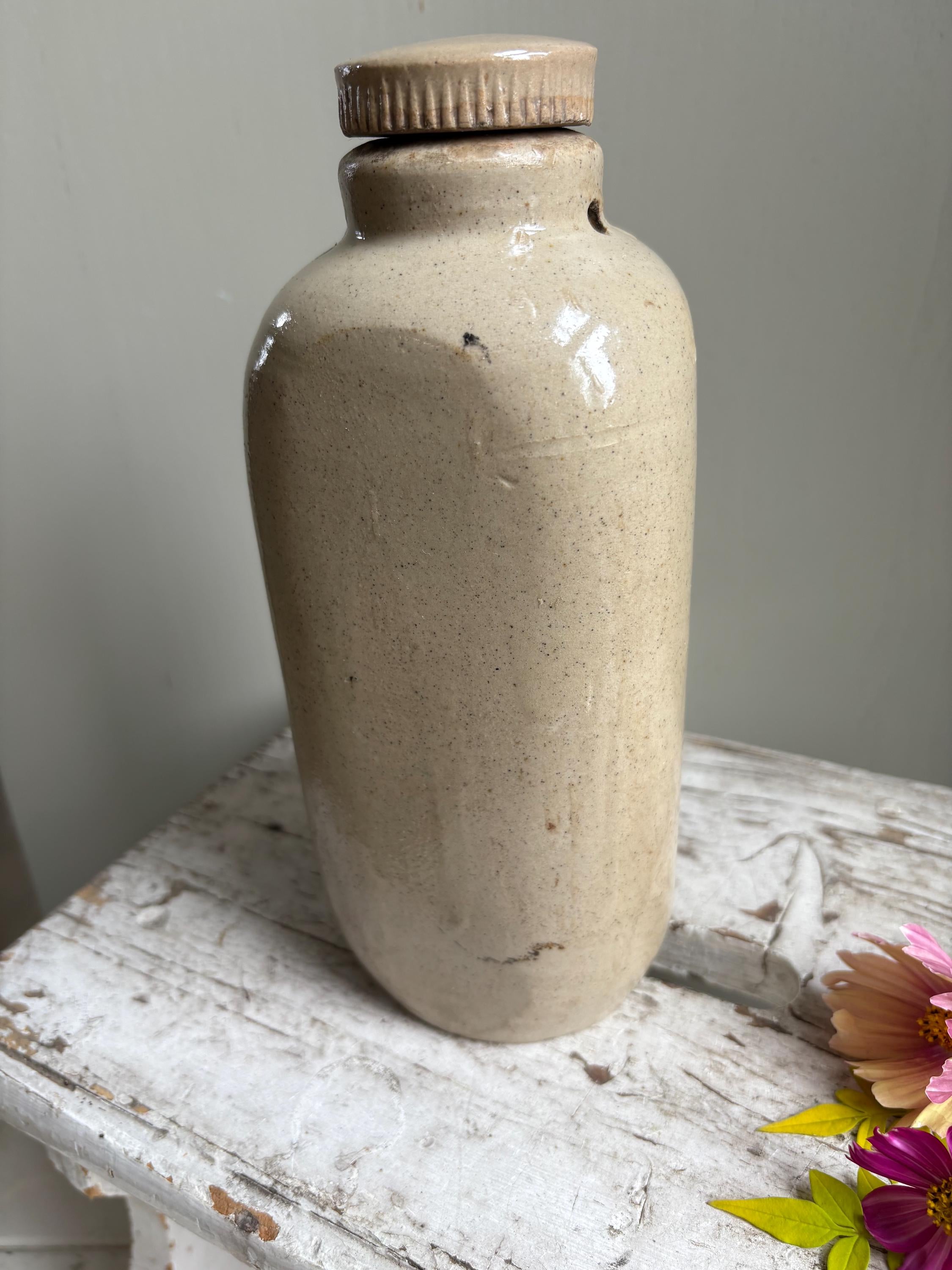 Stoneware Foot warmer, Stoneware