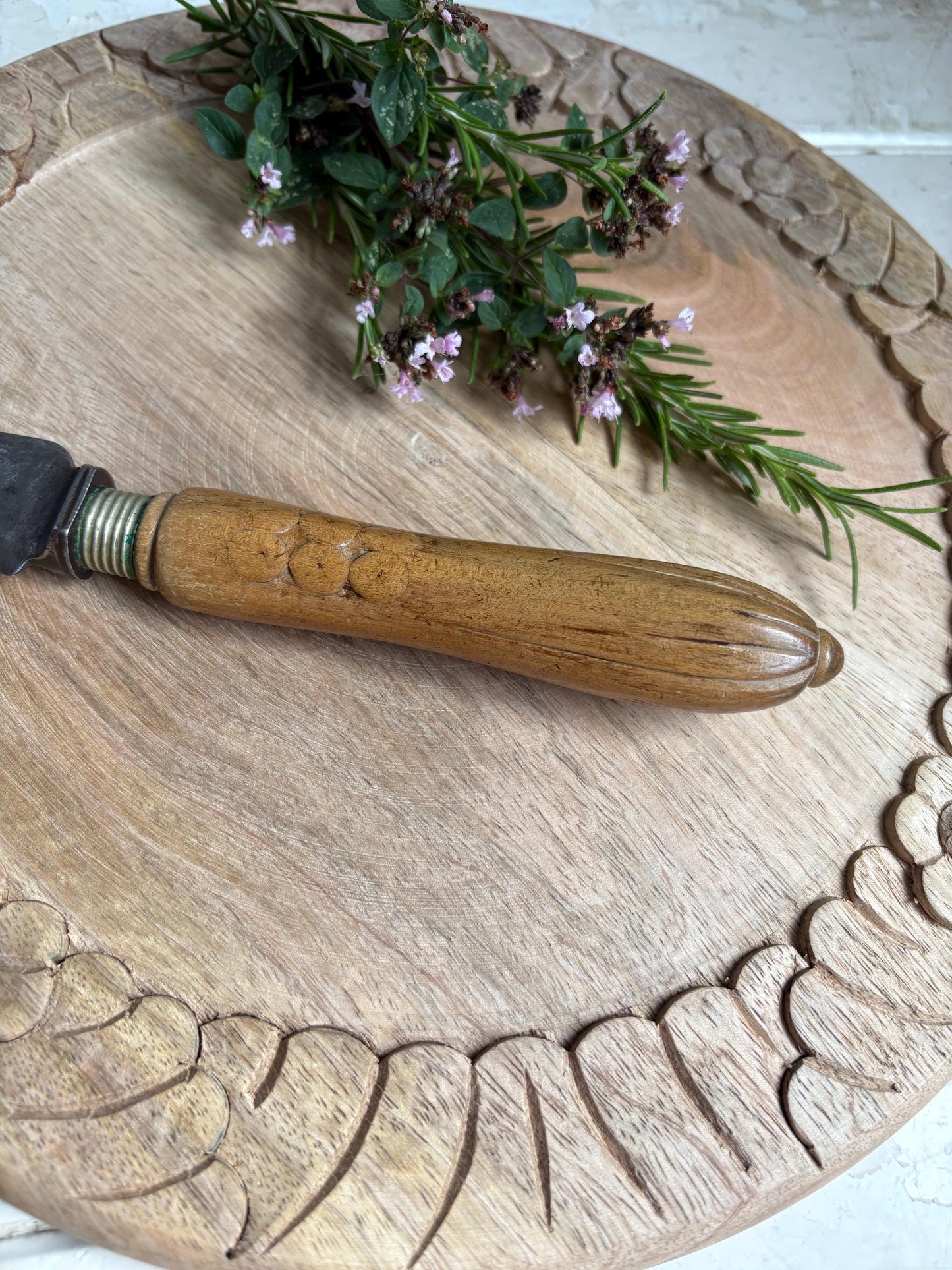 Antique Bead Treen Handle, Old English Bread Cutter.