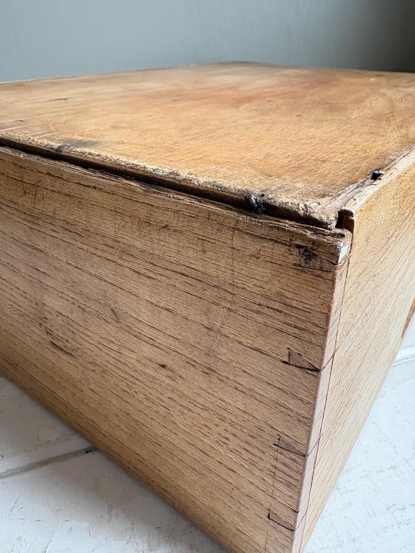 Deep Vintage Cutlery Tray, Cutlery Holder, Shelves.