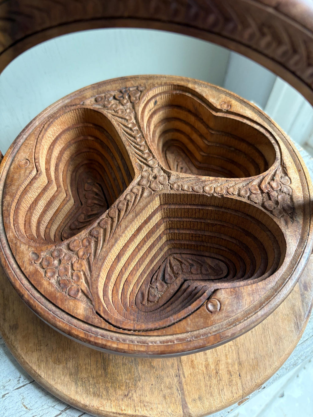 Vintage Collapsible Wooden Basket: Carved Heart Compartments