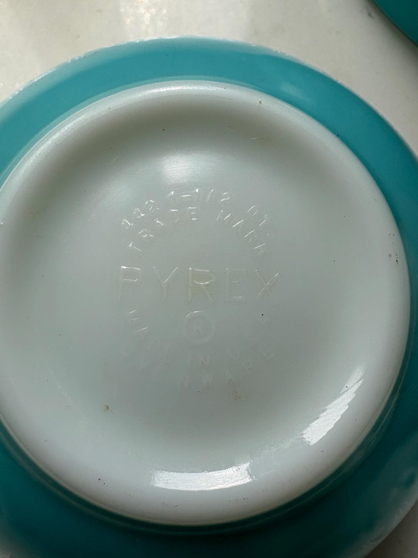 PYREX Amish Butterprint Turquoise Cinderella Nesting Bowls, Vintage Pyrex.