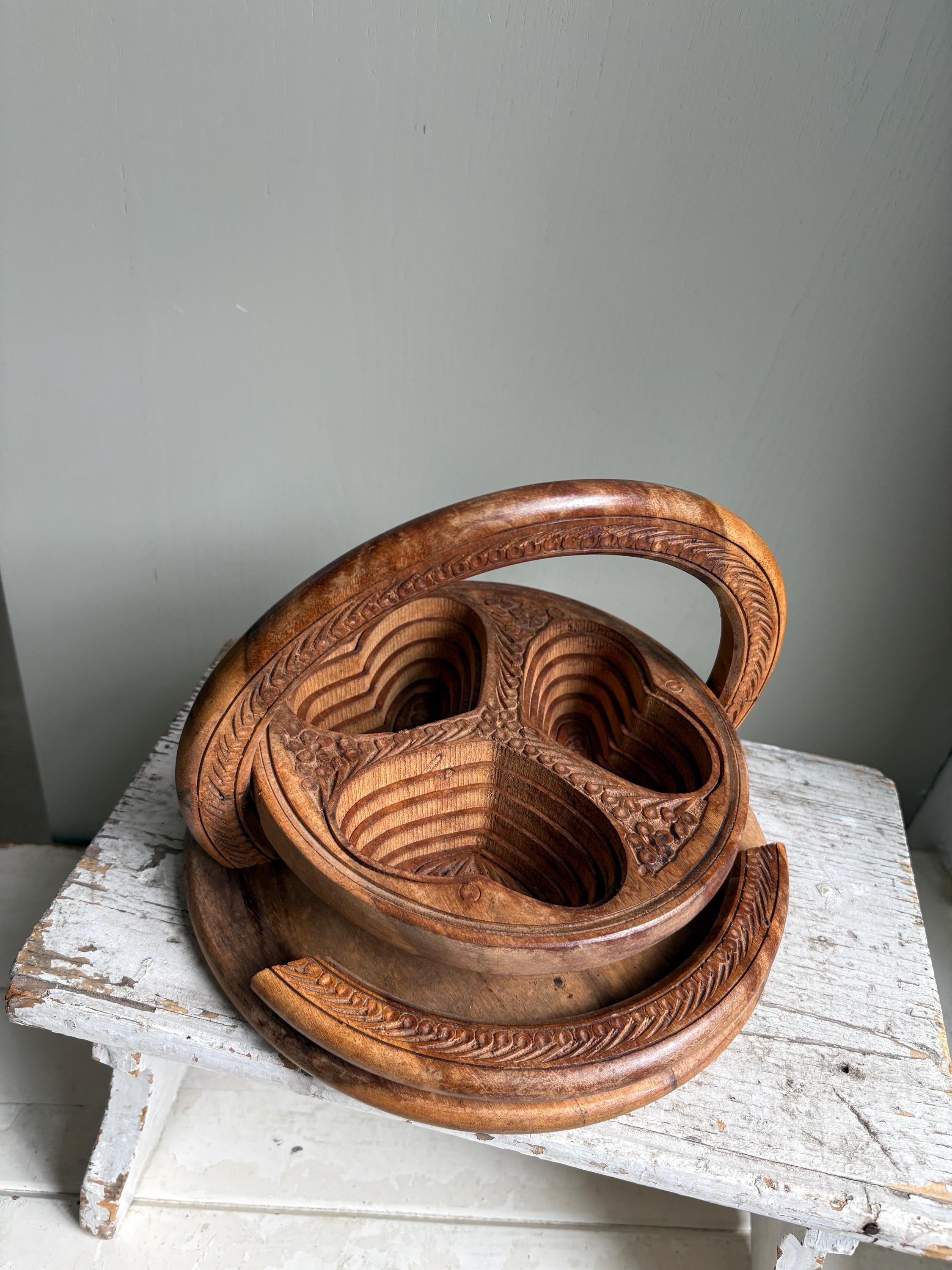 Vintage Collapsible Wooden Basket: Carved Heart Compartments