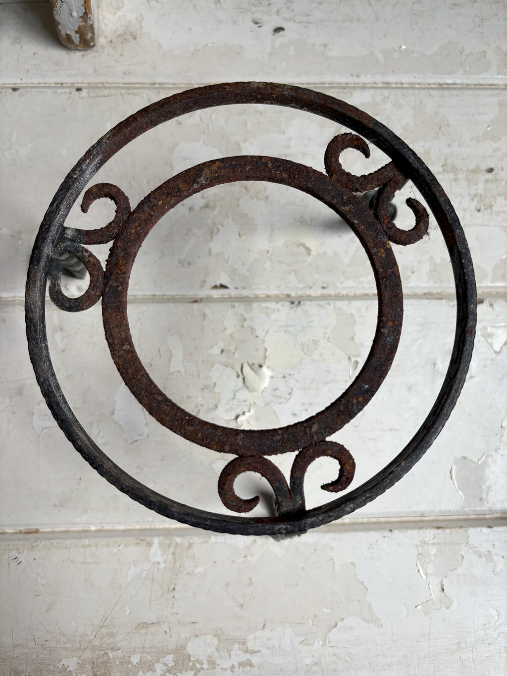 Old Trivet, Kettle Stand